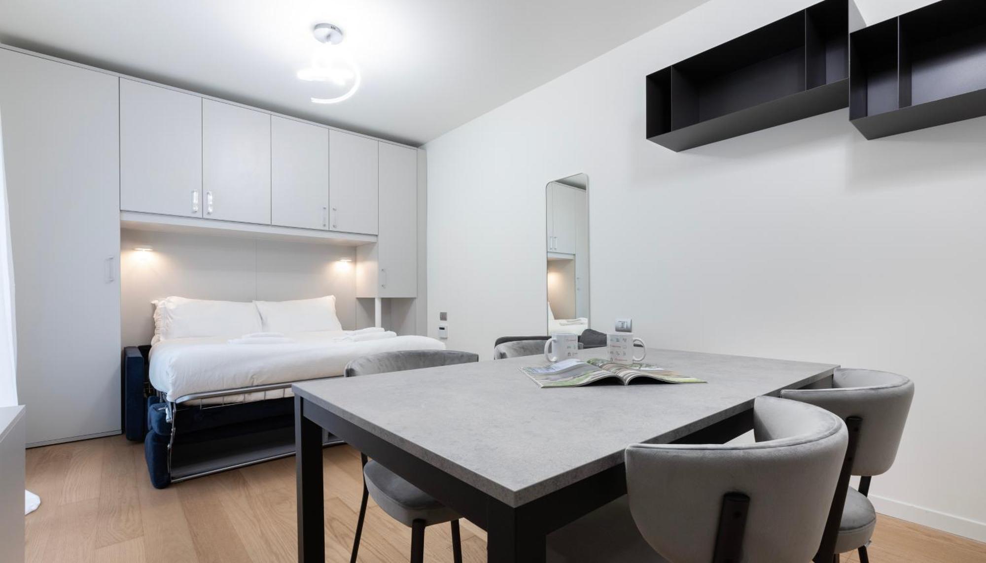 Italianway - Aspromonte 15 * Milan
