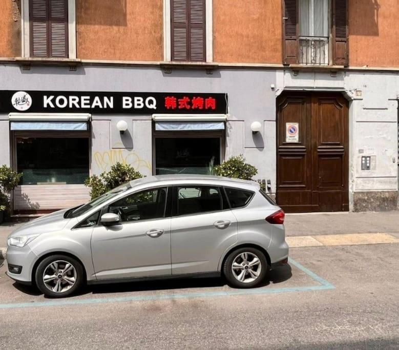 Station Flat Apartment Milan