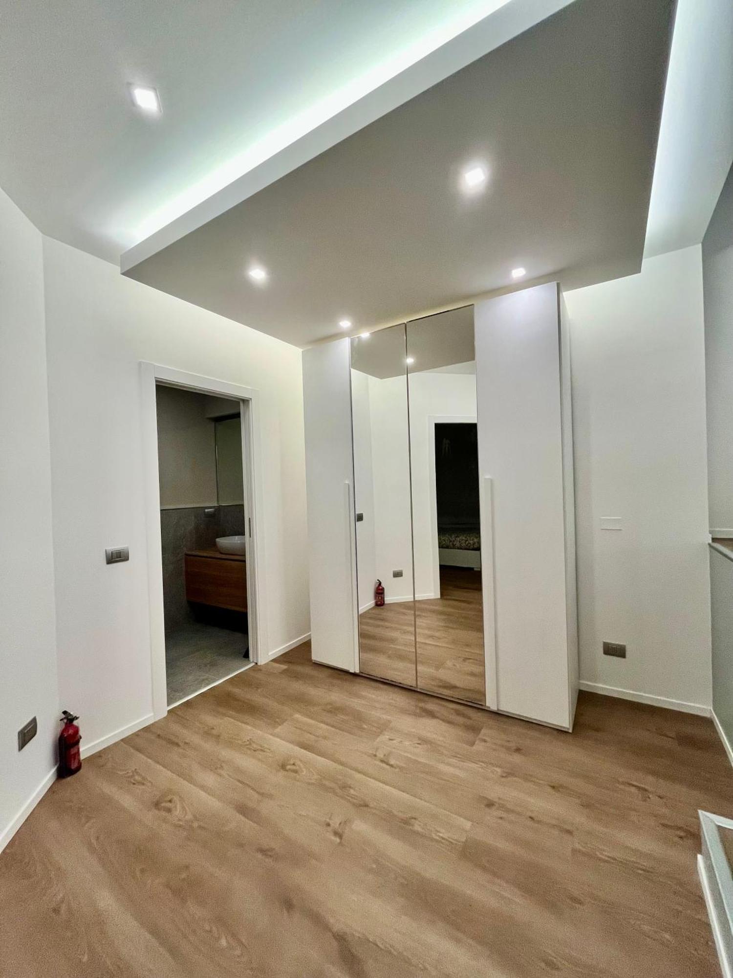 Apartment Side Milan