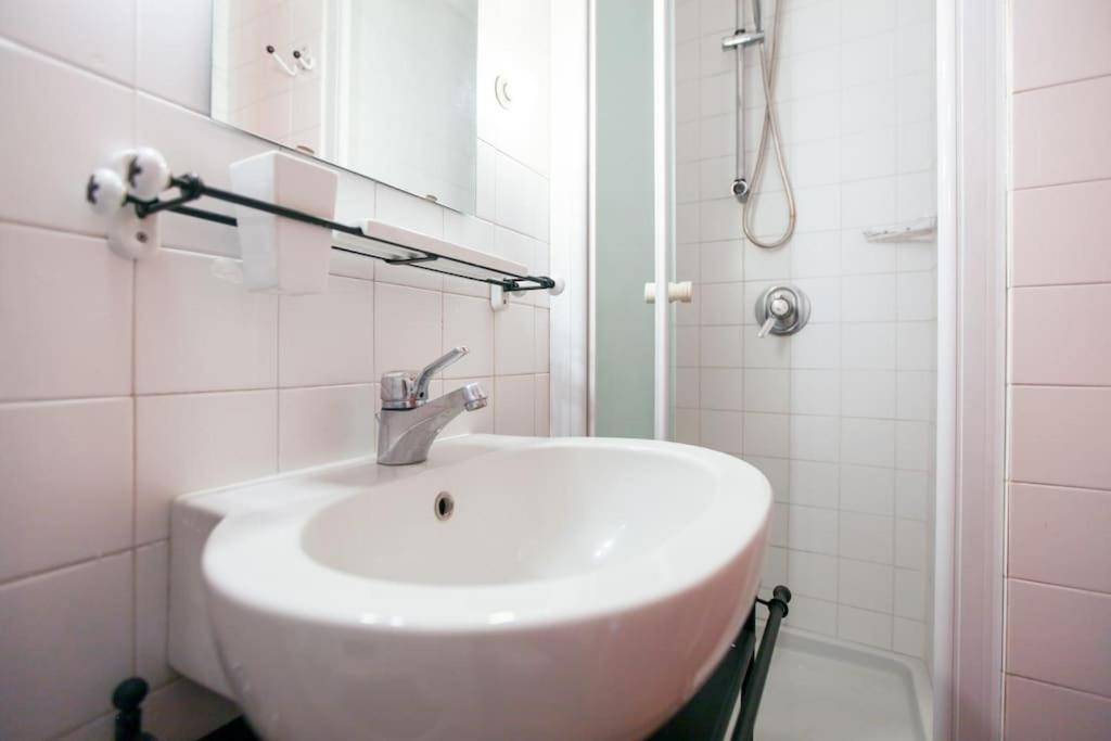 Apartment Charming Flat In Brera Milan