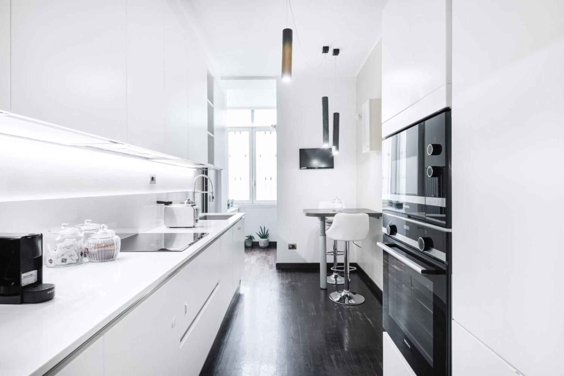 Easylife - Con Balcone In Centralefs * Milan