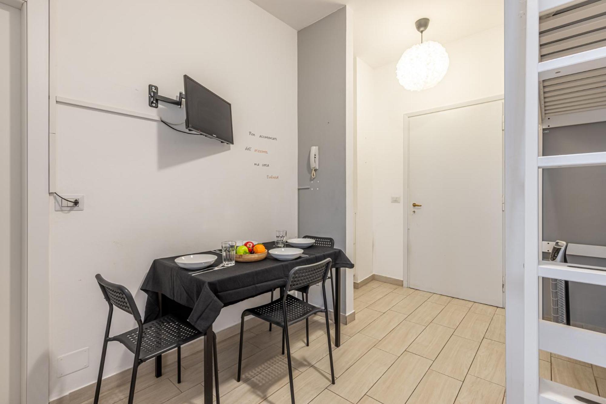 Apartment Smart - Near San Siro & Ippodromo Milan