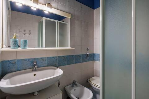 Nye Apart Milan-Fiera City Life-De Montel Terme-San Siro-Ippodromo-Allianz Cloud-Cozy Flat With Big Terrace Barbecue