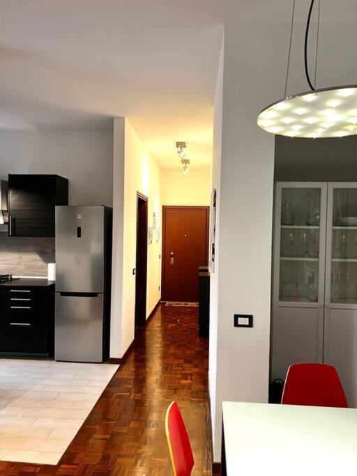Apartment Isola Maciachini - Moderno Trilocale Con Balcone 10 Min Da Stazione Milan