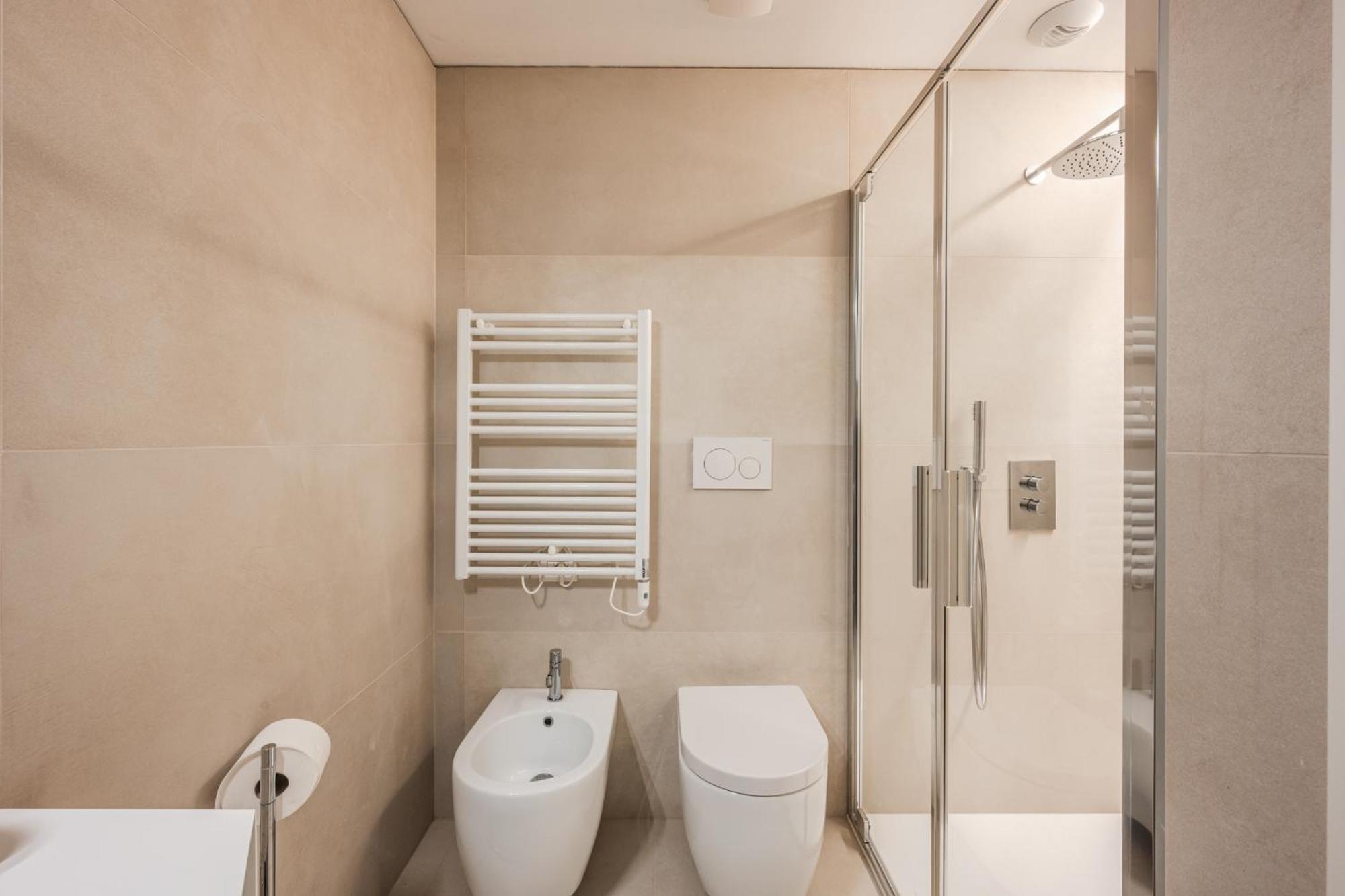 Moderno Con Terrazza & Palestra Milan