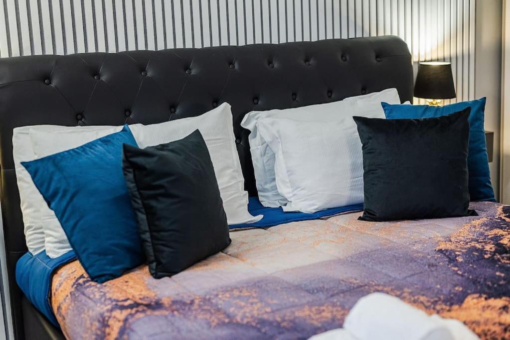 Duomo - Jacuzzi E Terrazzo - Cinema - Free Parking - Gym Villa Milan