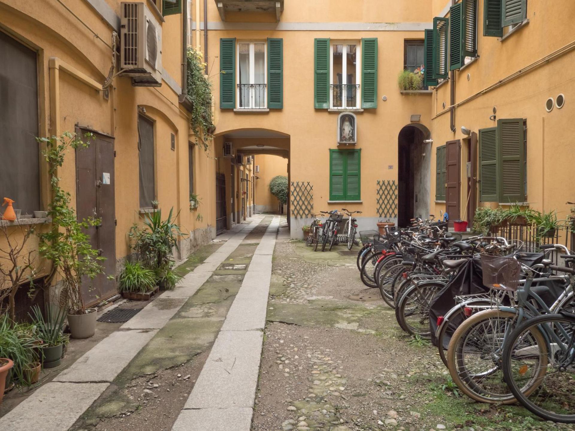 Isola-garibaldi Newly Renovated 1 Bedroom By Rentopolis Apartment *