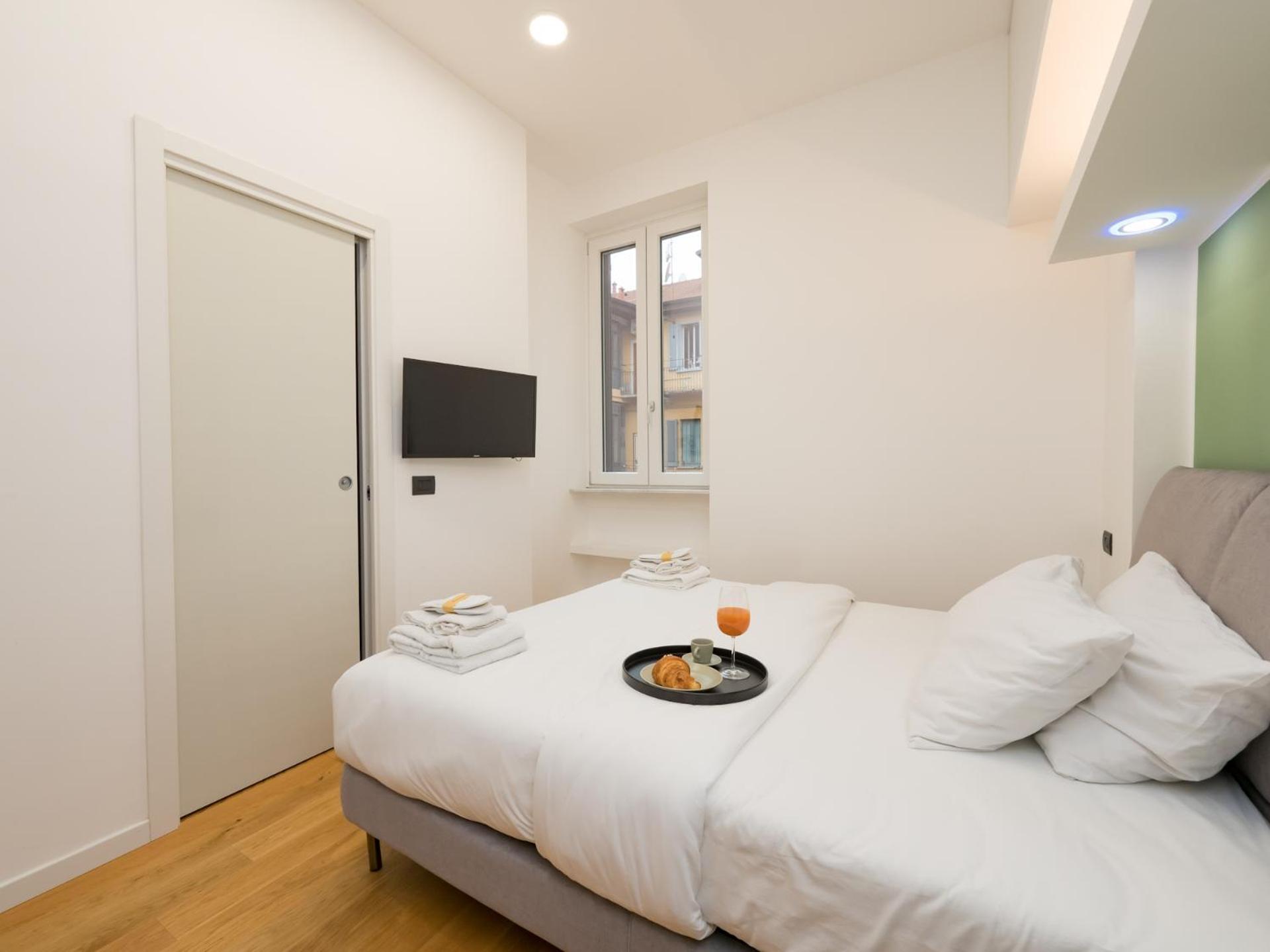 Apartment Isola-garibaldi Newly Renovated 1 Bedroom By Rentopolis *