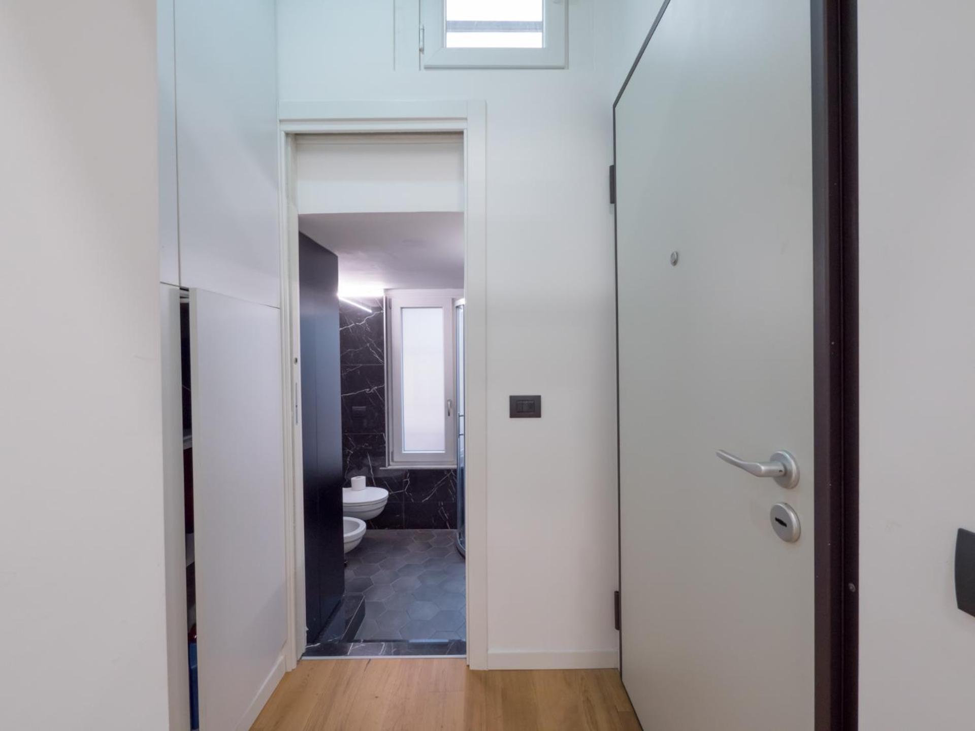 Isola-garibaldi Newly Renovated 1 Bedroom By Rentopolis Apartment Milan