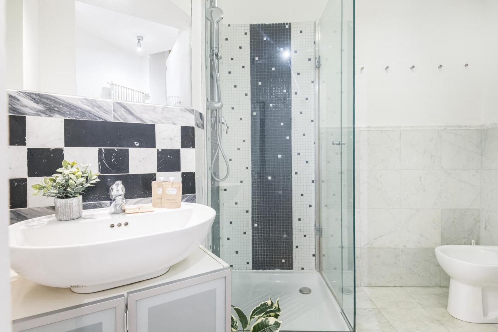 Easylife - Comfort Moderno In Porta Venezia Apartment