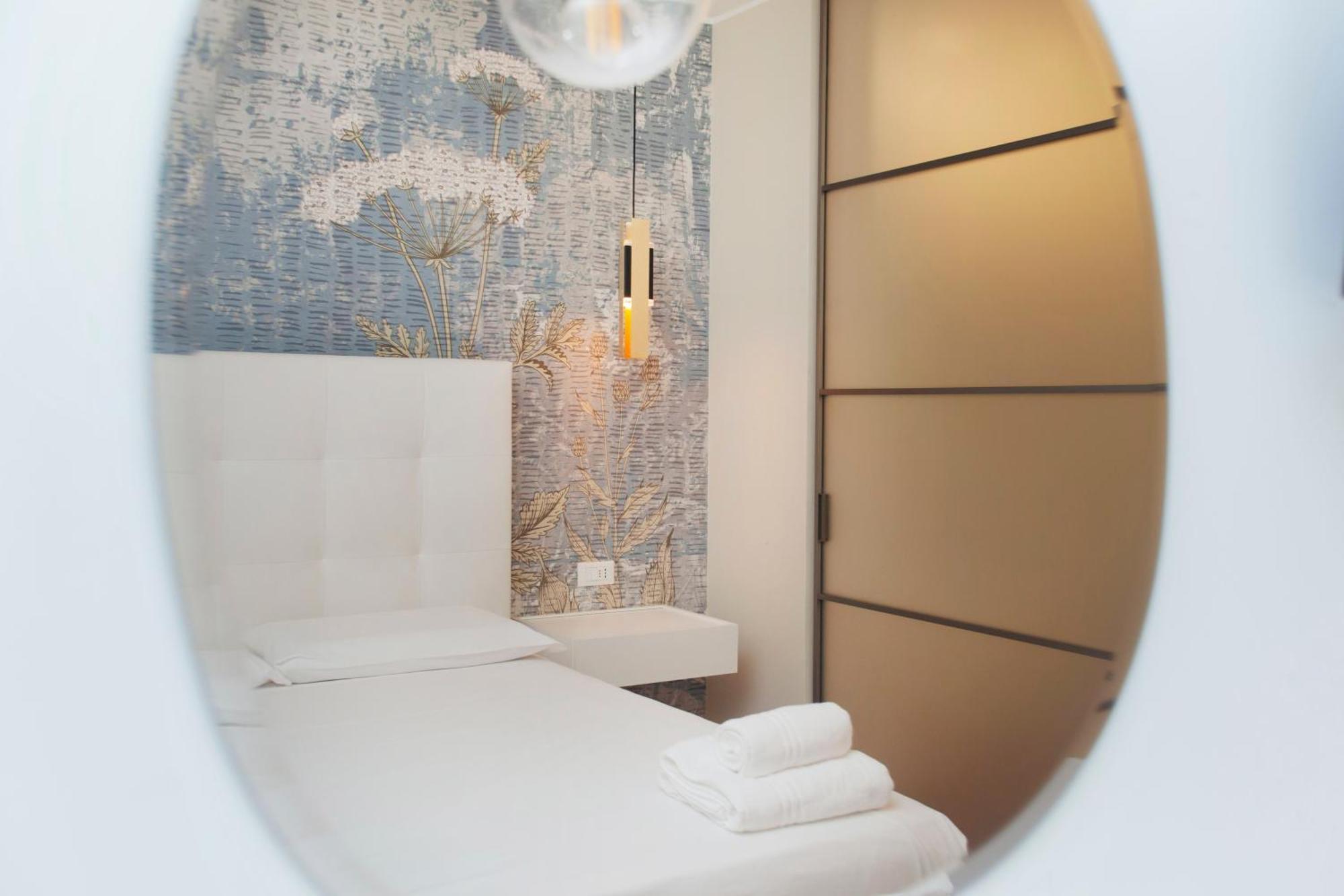 We - Costanza House Apartment Milan