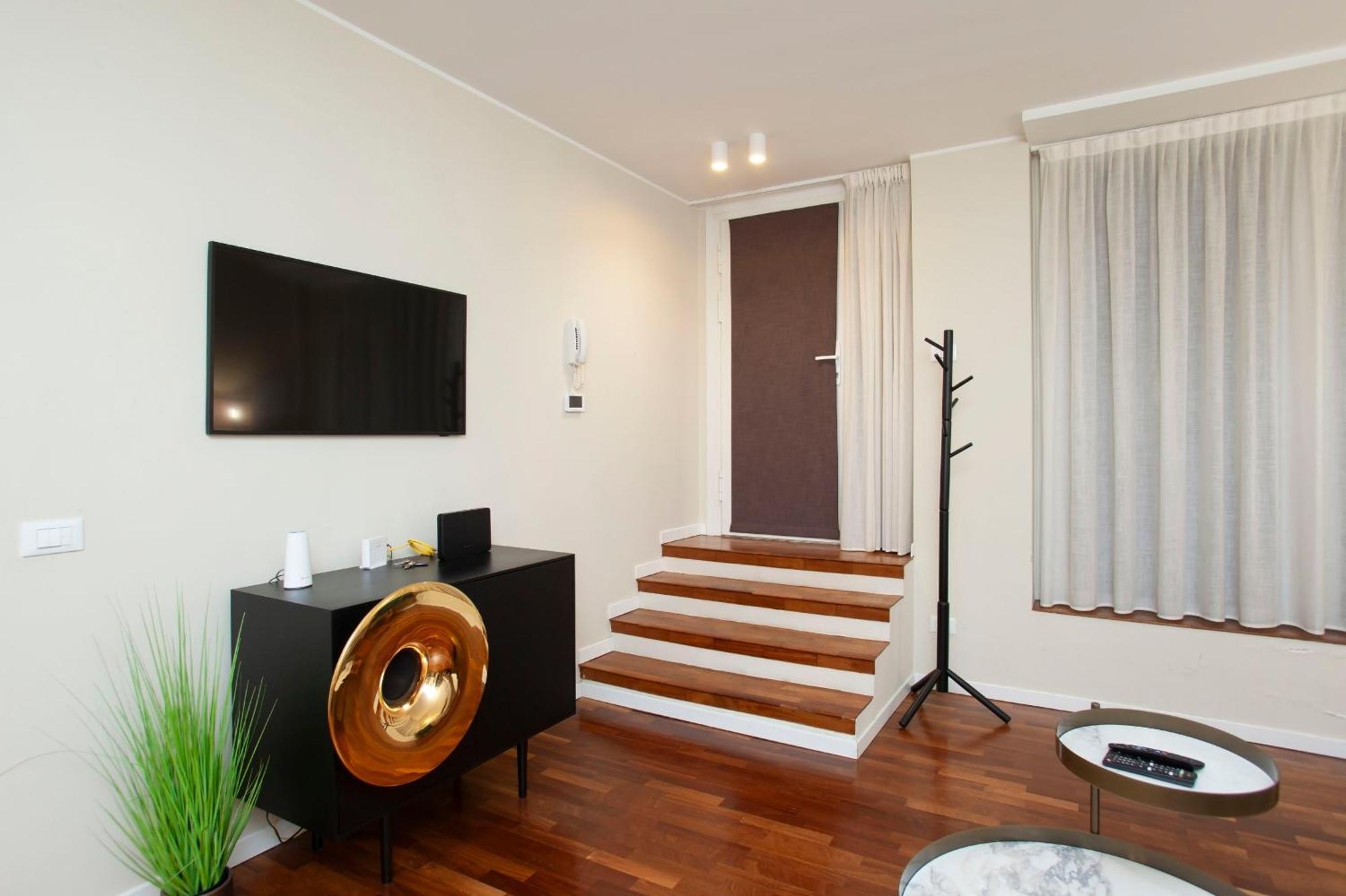 We - Costanza House Apartment Milan