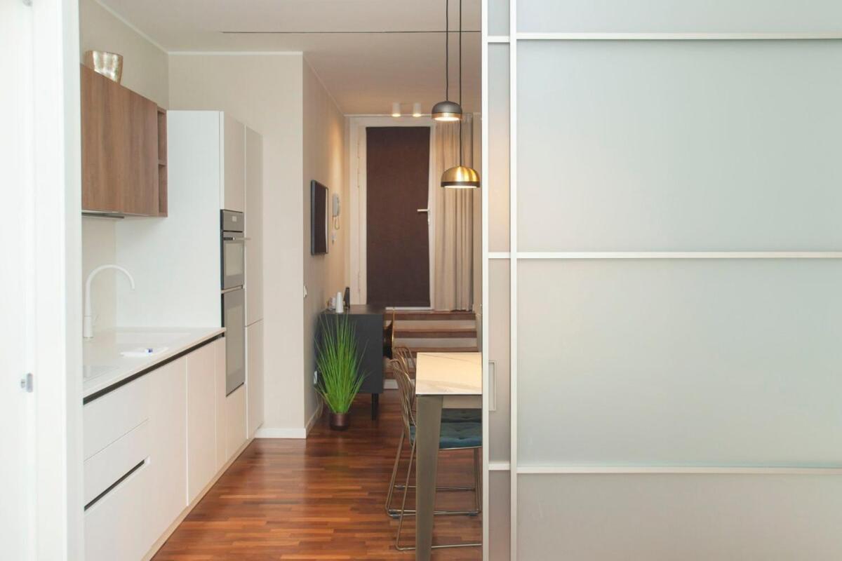 We - Costanza House Apartment Milan