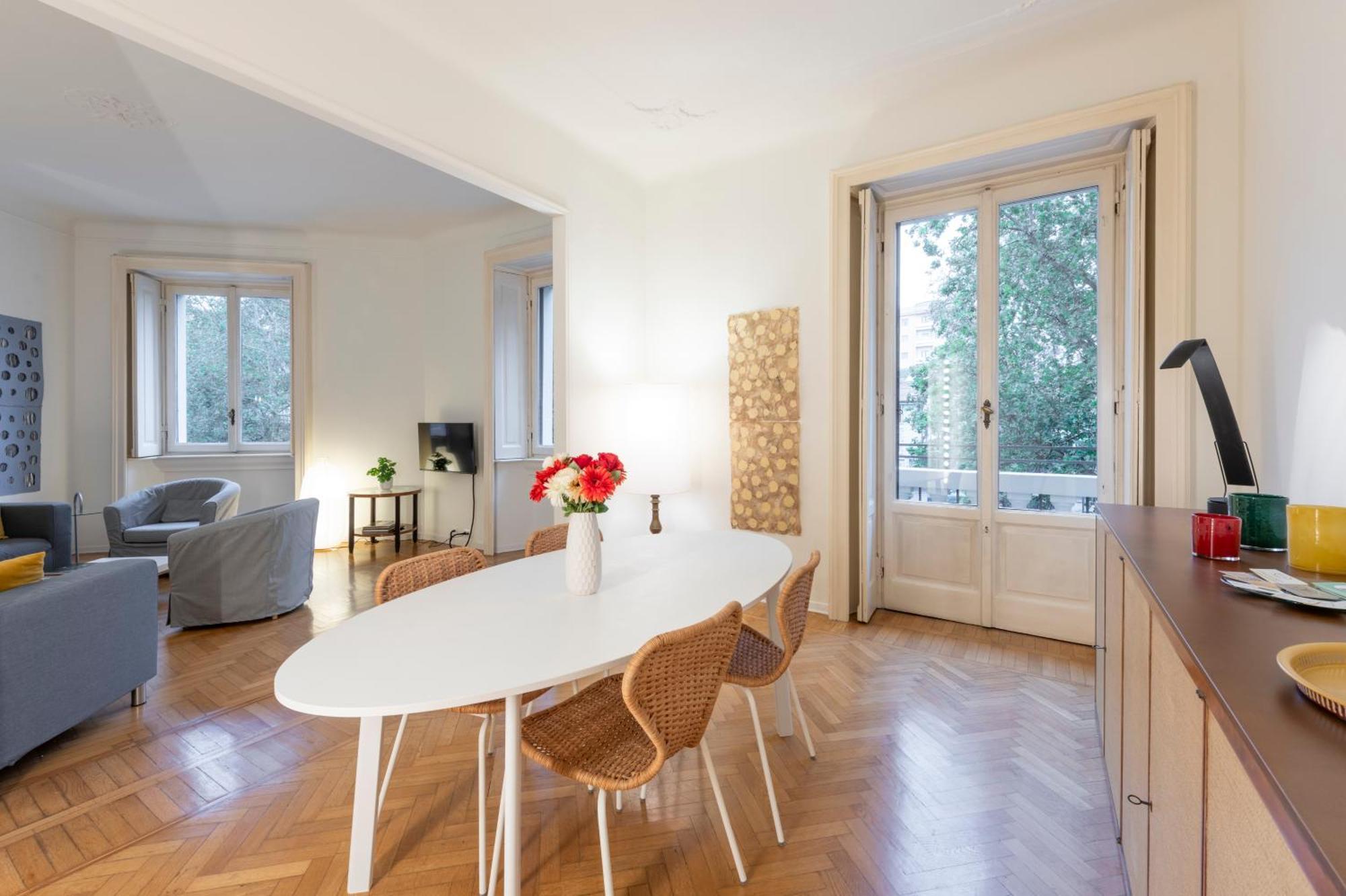 Apartamento Ercole Ferrario 12 - Ampio E Luminoso *