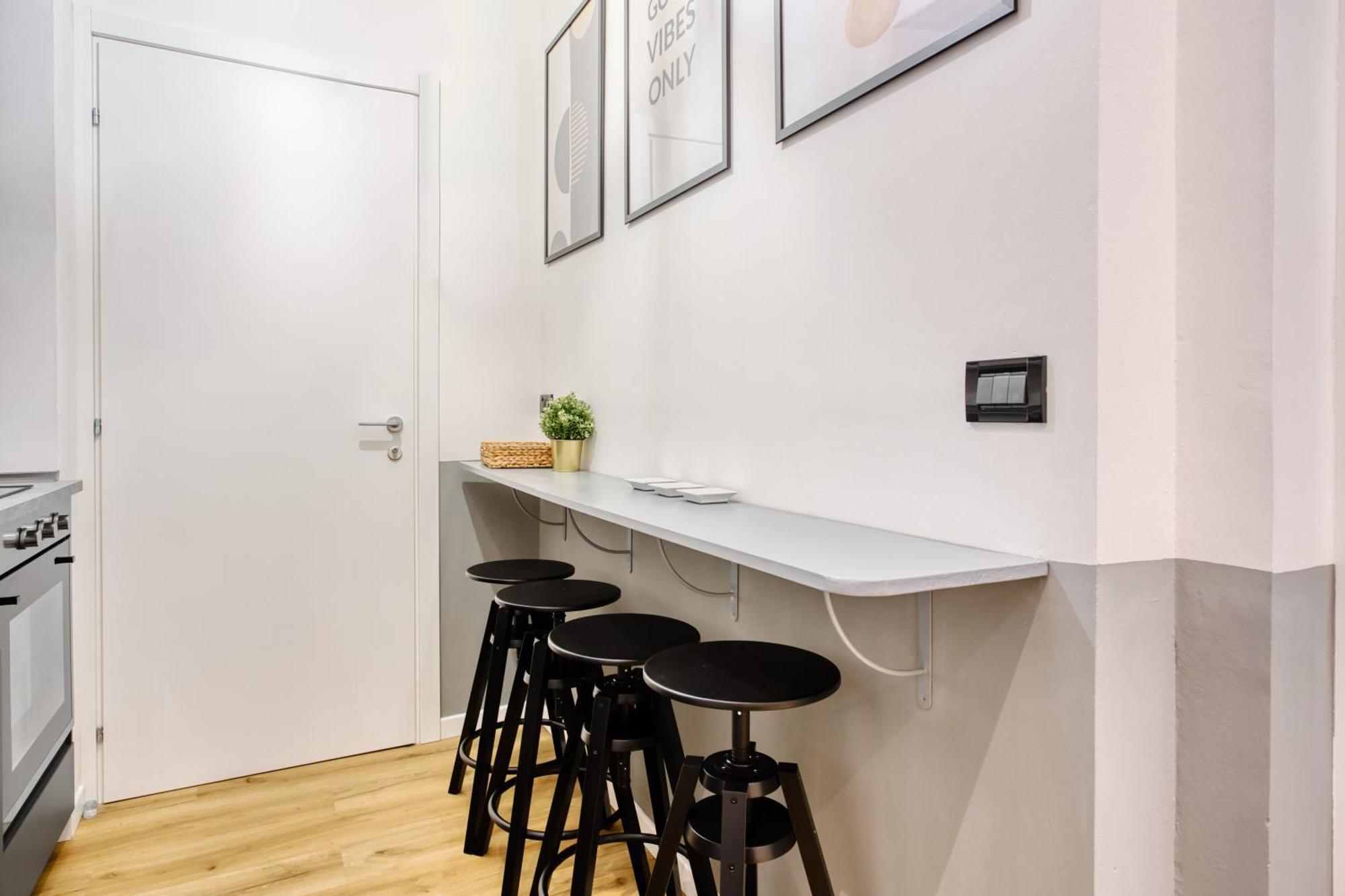Joivy Elegant & Modern In Isola District Milan