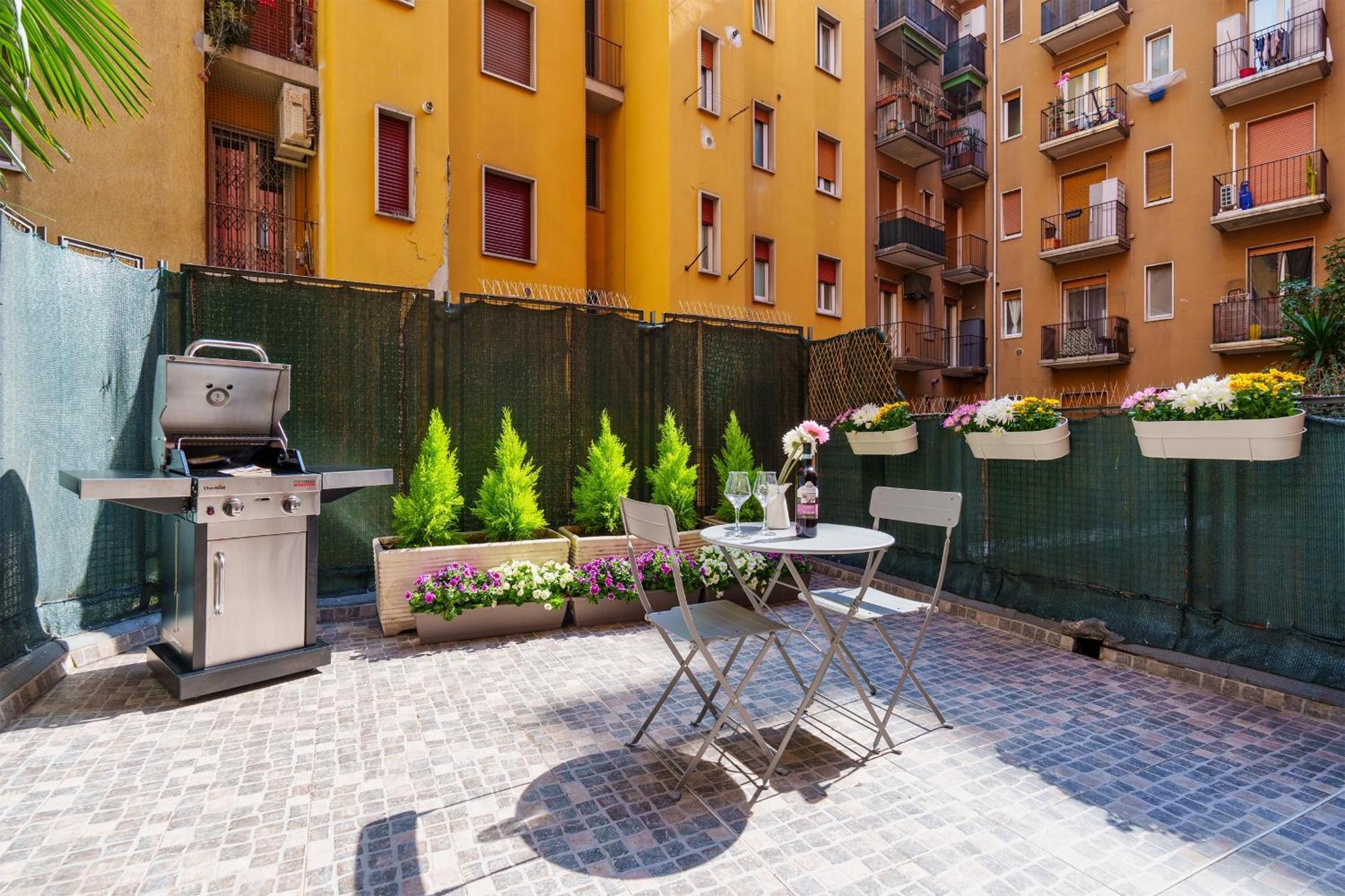 Apartamento Nye Apart Milan-Fiera City Life-De Montel Terme-San Siro-Ippodromo-Allianz Cloud-Cozy Flat With Big Terrace Barbecue
