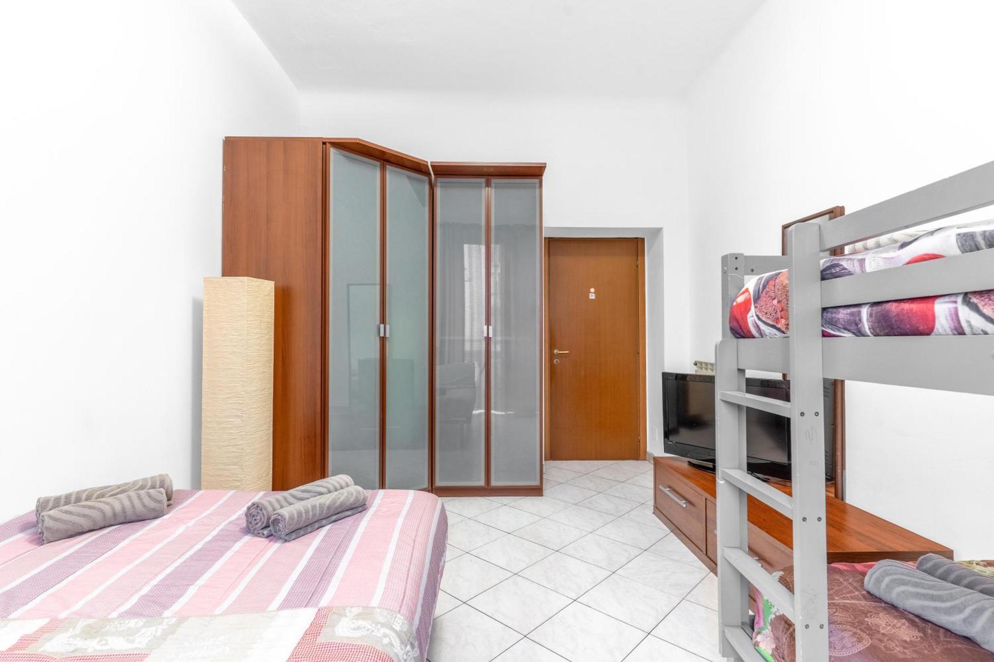 Apartment Mo109 - Loreto - Duomo- Large - Milan