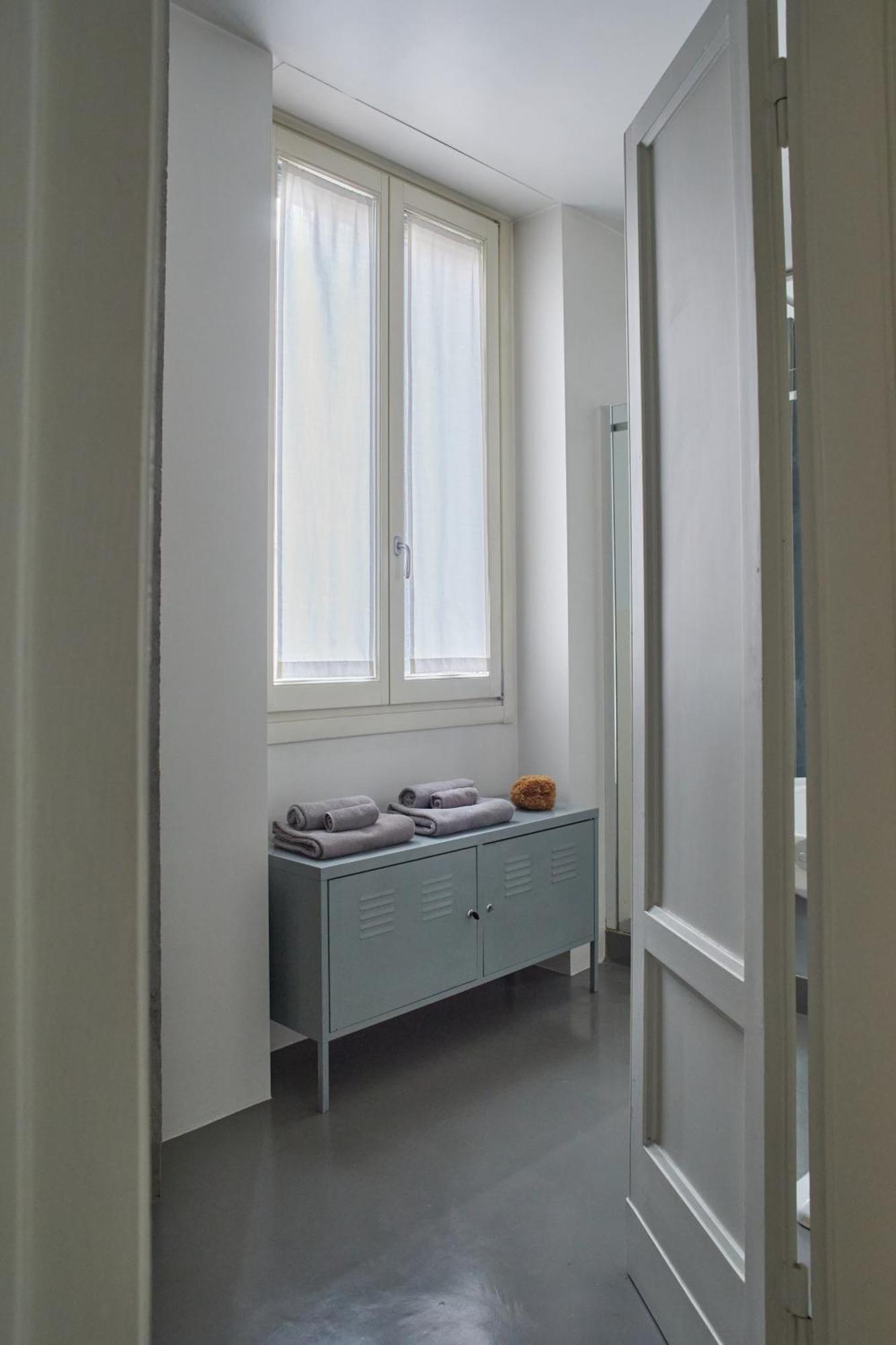 Design - Zona Bocconi * Milan
