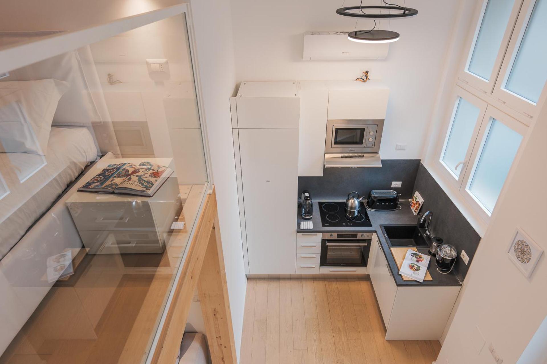 Modern Loft In - Near Lodi Tibb Metro Apartment