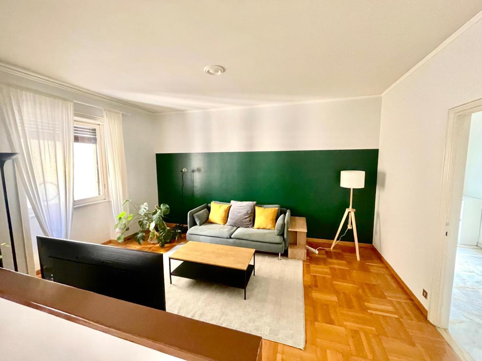 Apartamento Downtown Chic - Quiet Retreat With Free Wifi & Air Conditioning Milão