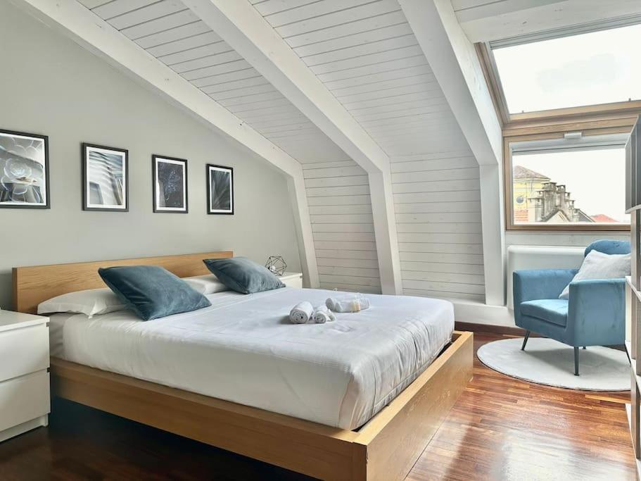 Penthouse With Patio & 2 Baths, 10 Min To Duomo * Milano