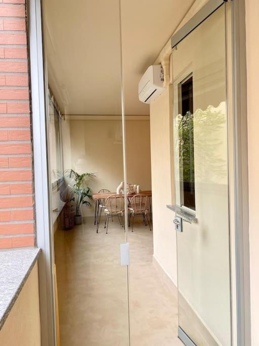 Apartment - Metropolitana Primaticcio M1 Milan