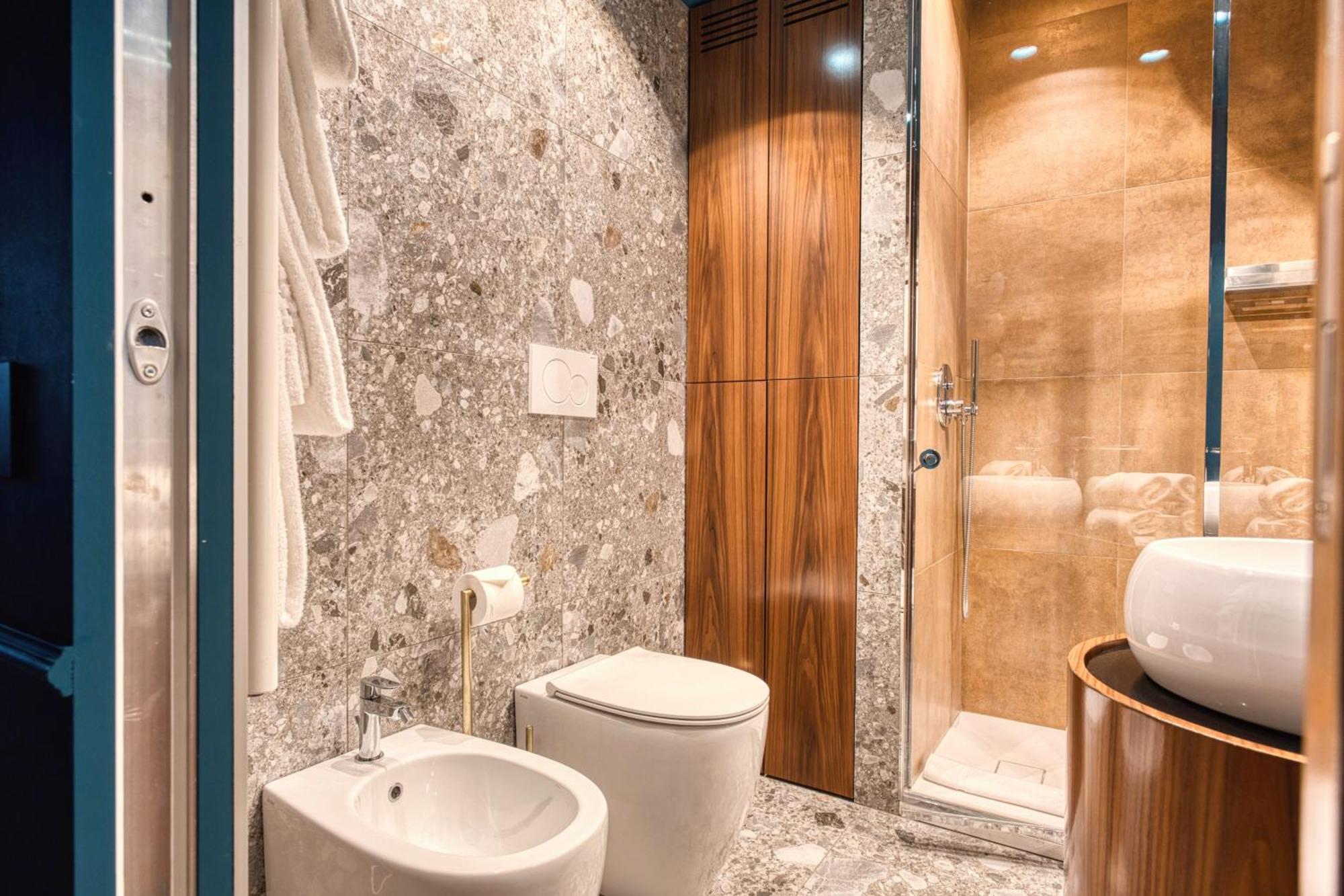 Apartment Joivy Elegant Zaffiro Near Porta Venezia Milan
