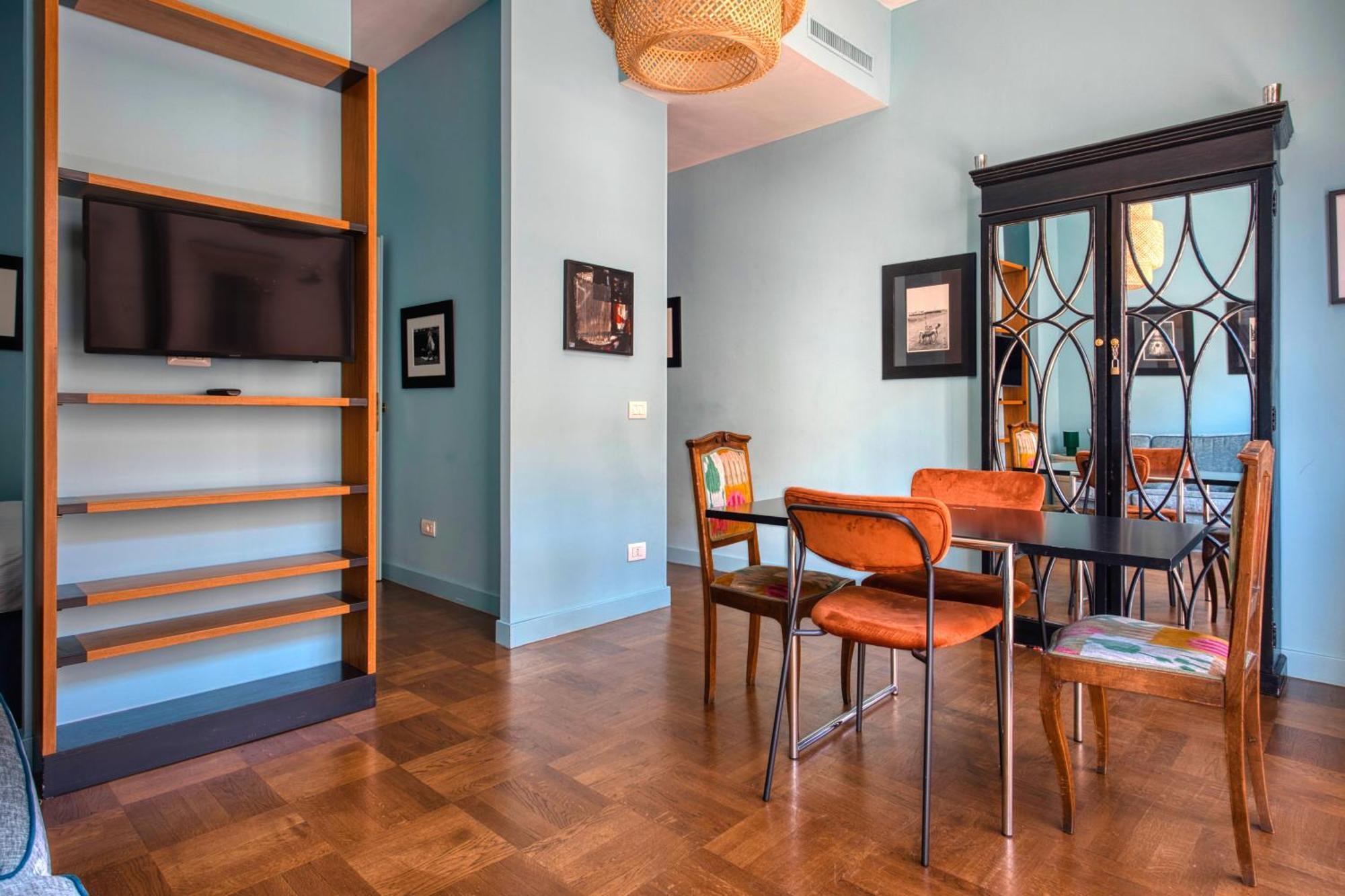Domusmi Porta Nuova 52 Apartment Milan