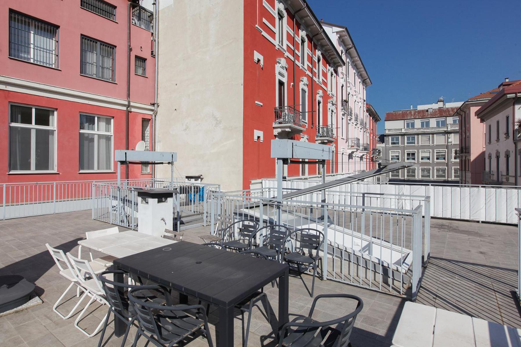 Beautiful Loft Near Navigli Apartment