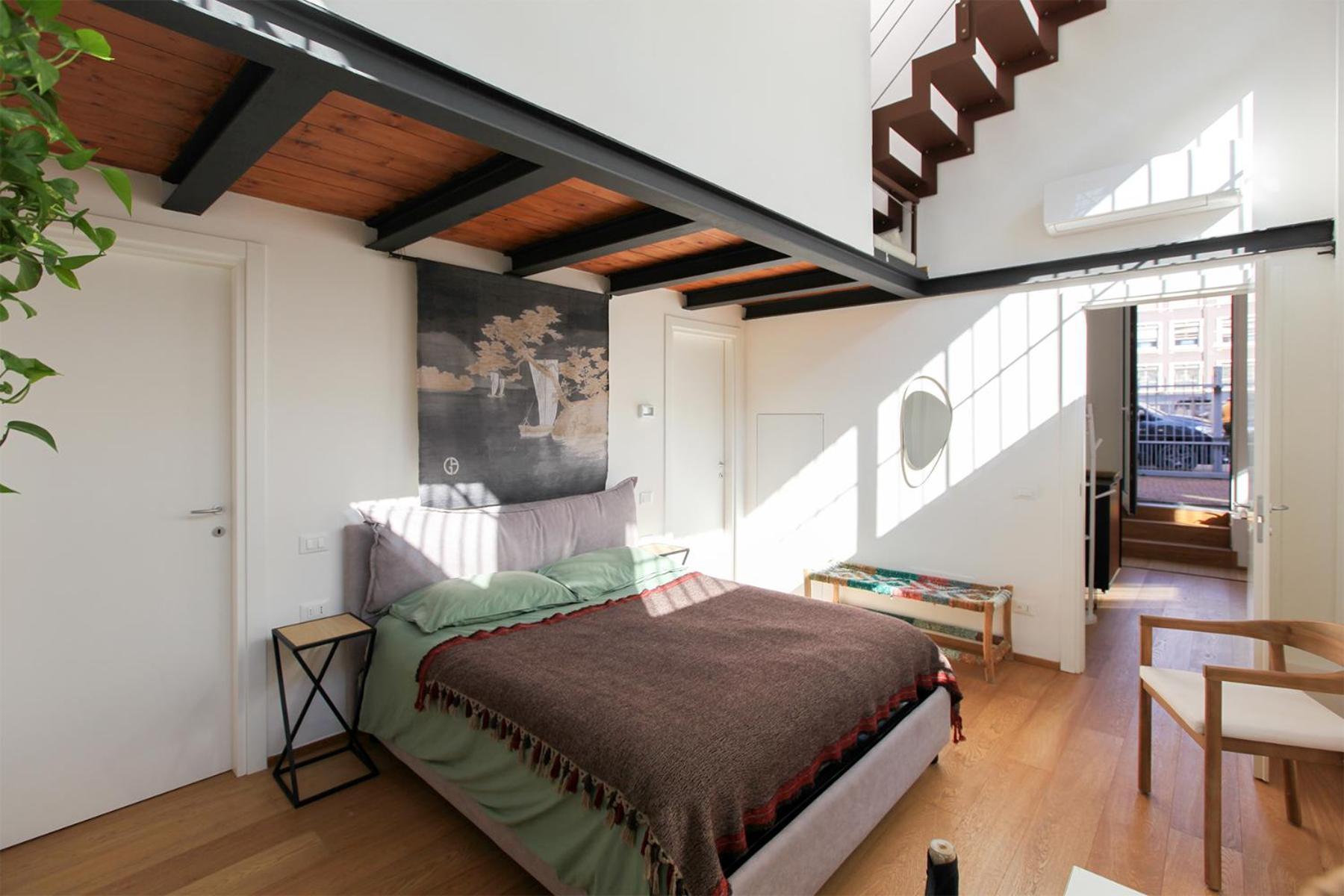 Apartment Beautiful Loft Near Navigli *