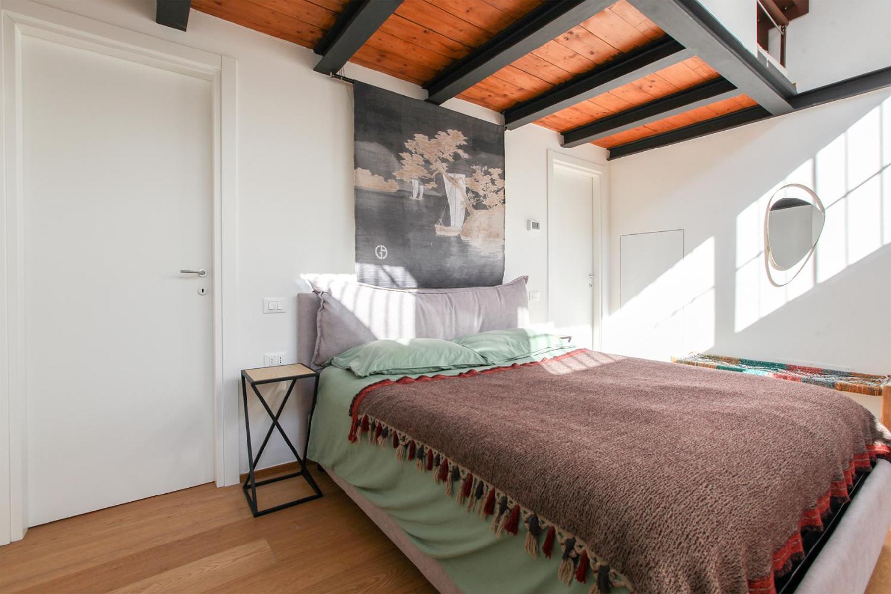 Beautiful Loft Near Navigli Apartment *