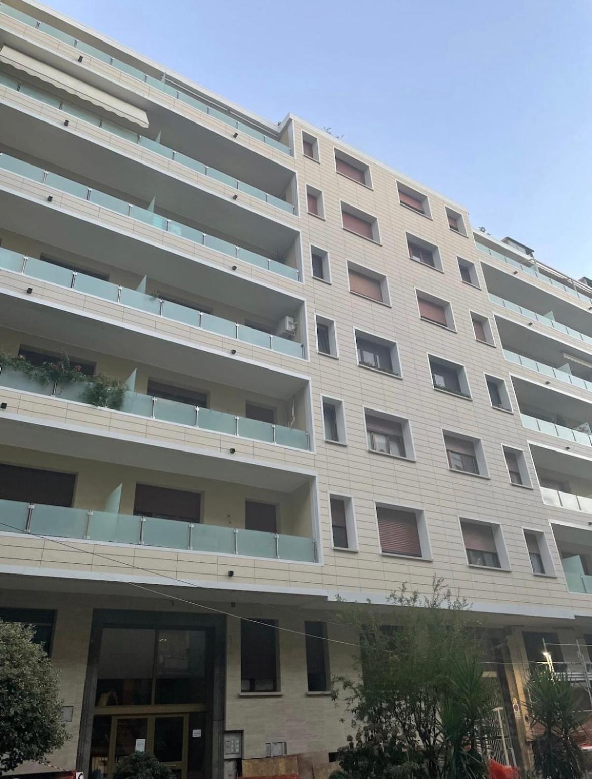 15 Min From Duomo, Located Citylife Spacious Flat