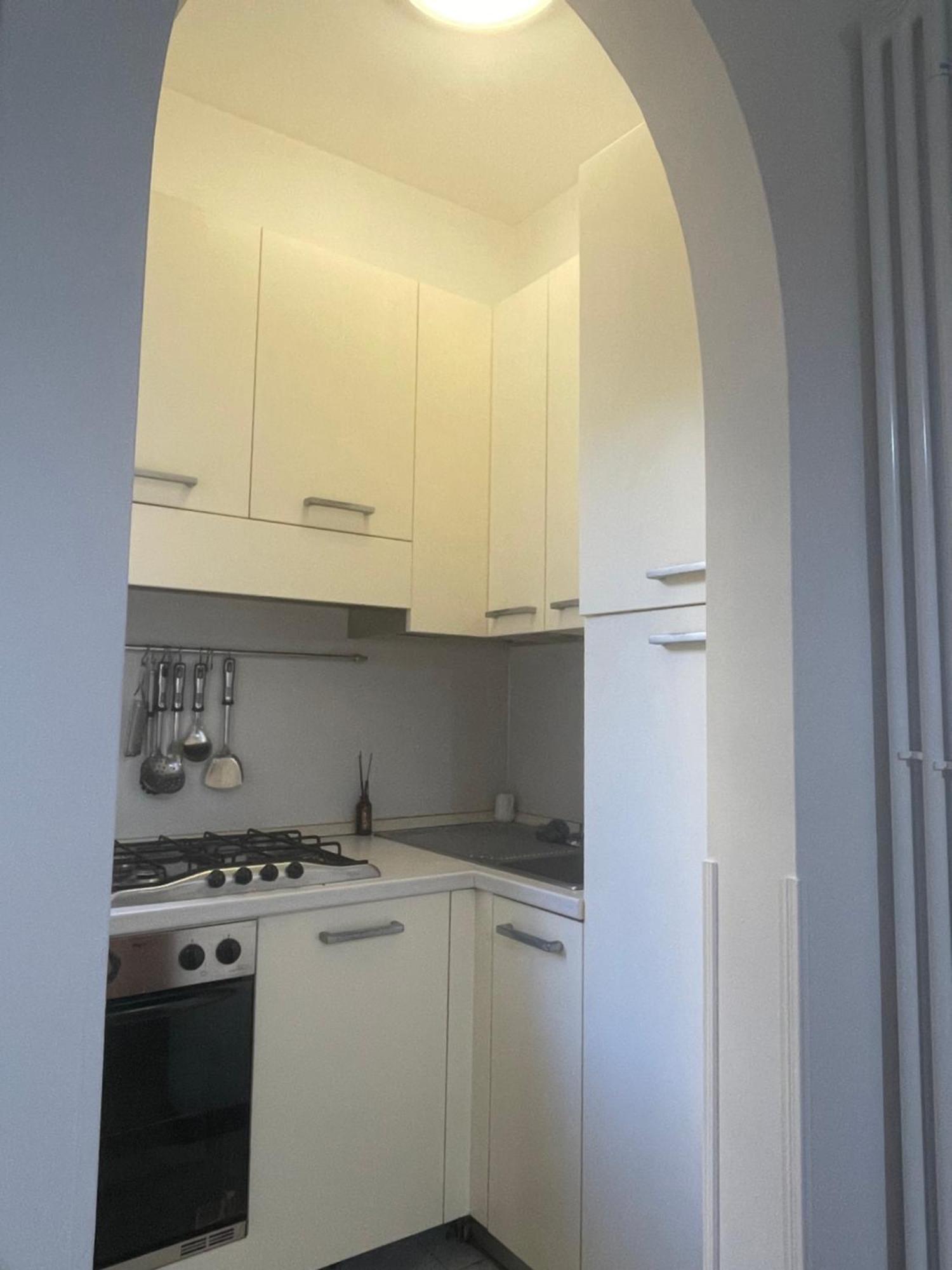 Apartment 15 Min From Duomo, Located Citylife Spacious Flat Milan
