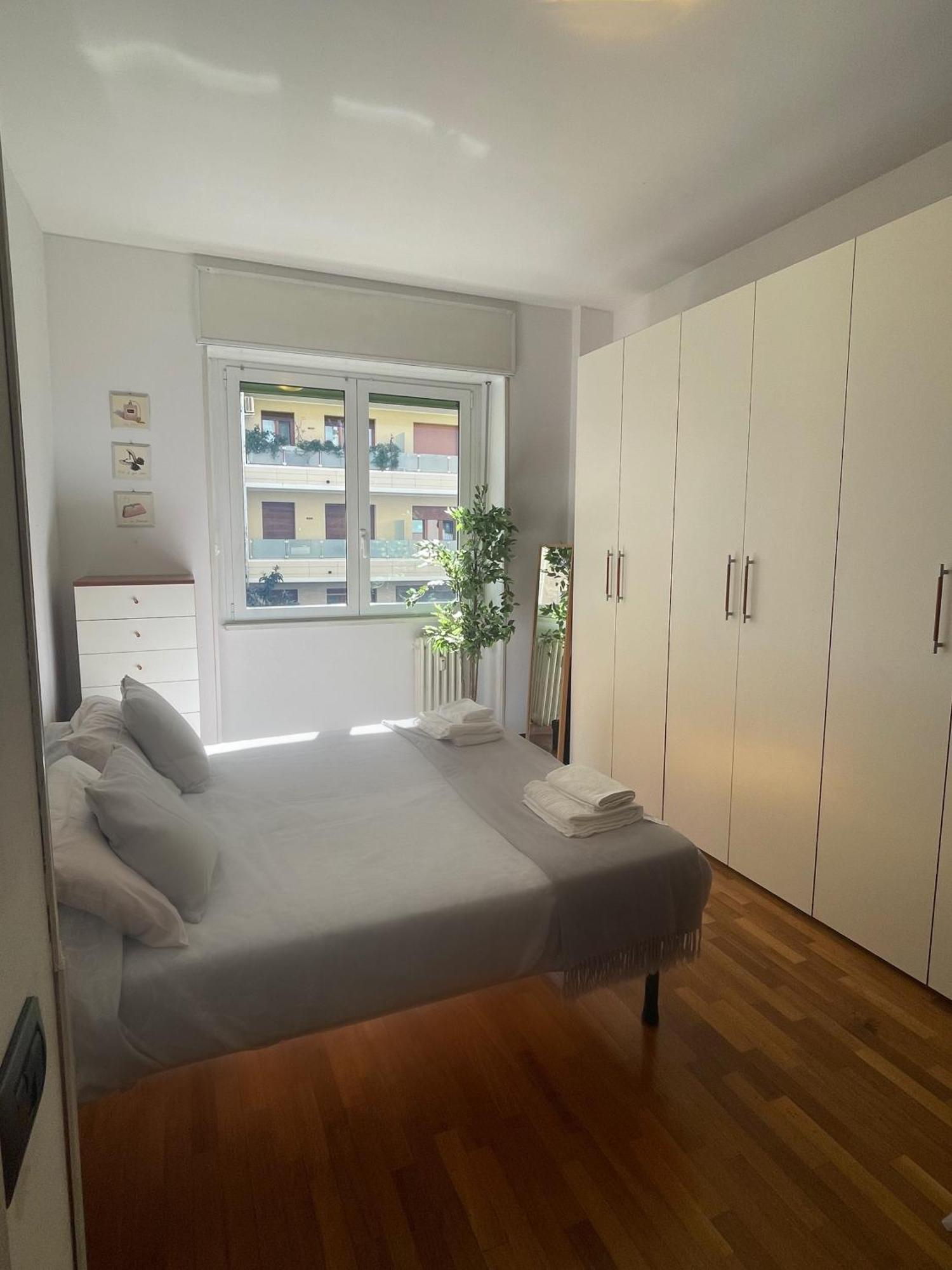 15 Min From Duomo, Located Citylife Spacious Flat