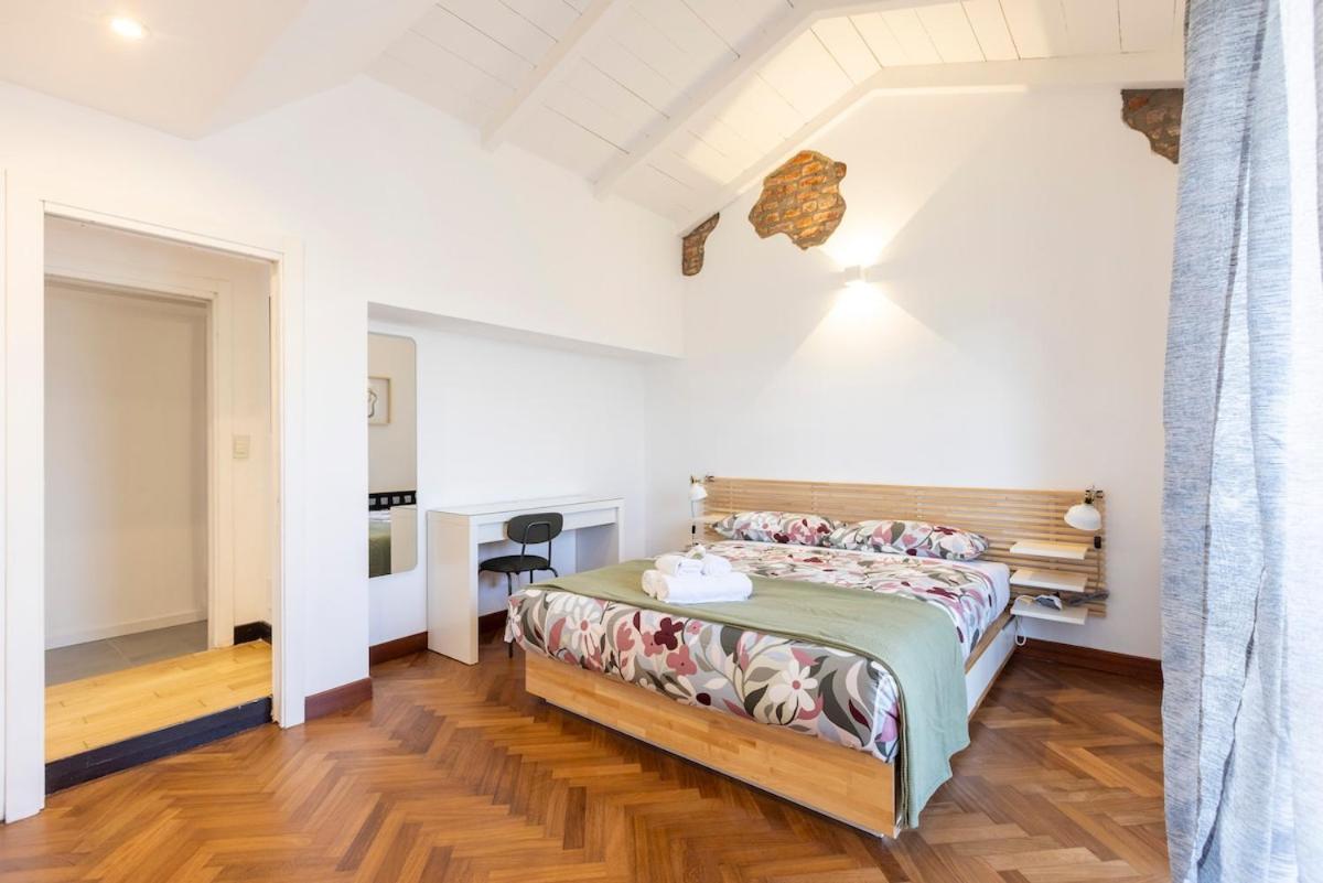 Apartamento 15th-century Apt, City-mxp Train