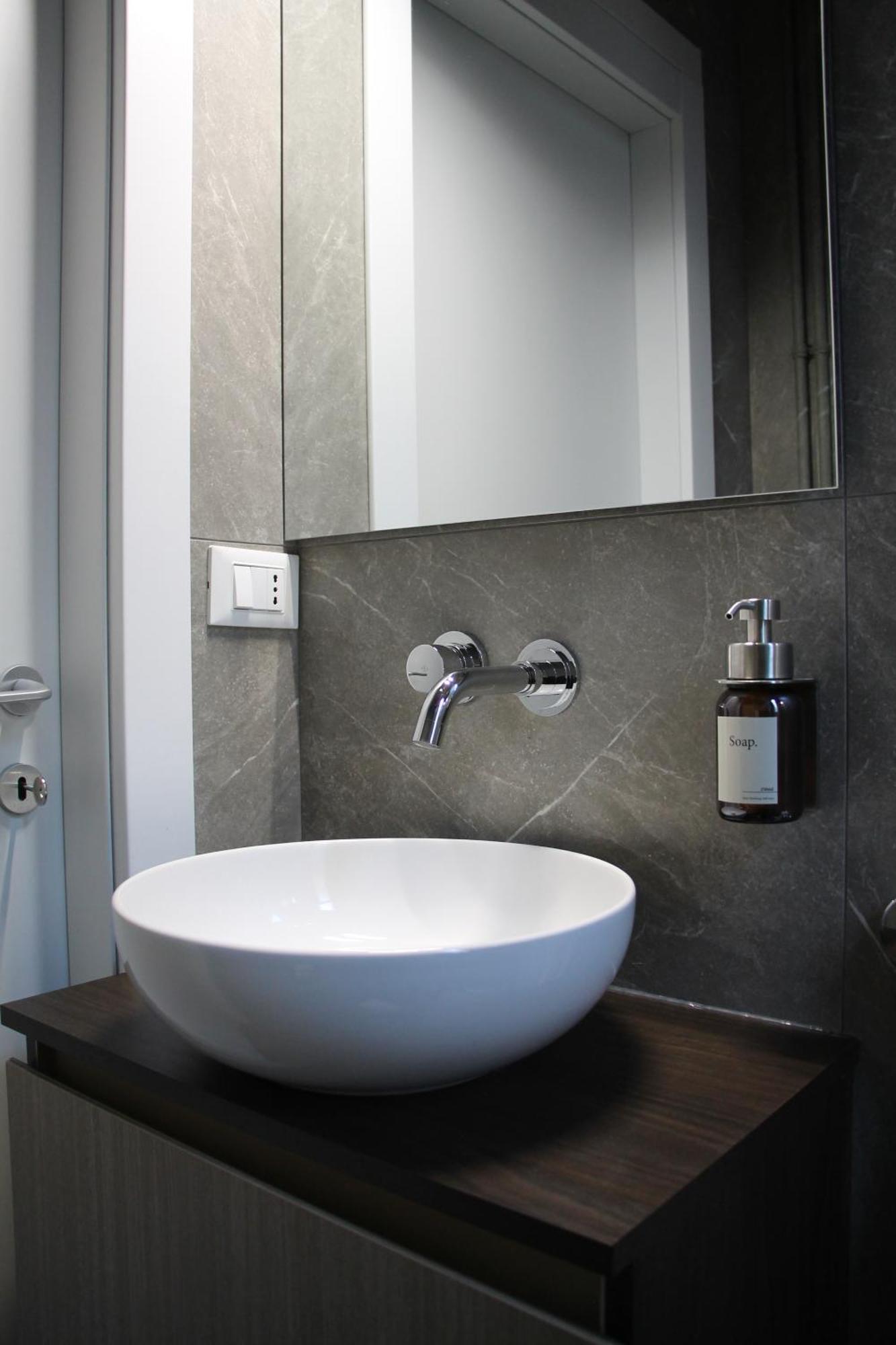 Casa D'artista Art And Luxury With Wifi, Ac, Smart Monitor In The Heart Of Apartamento *