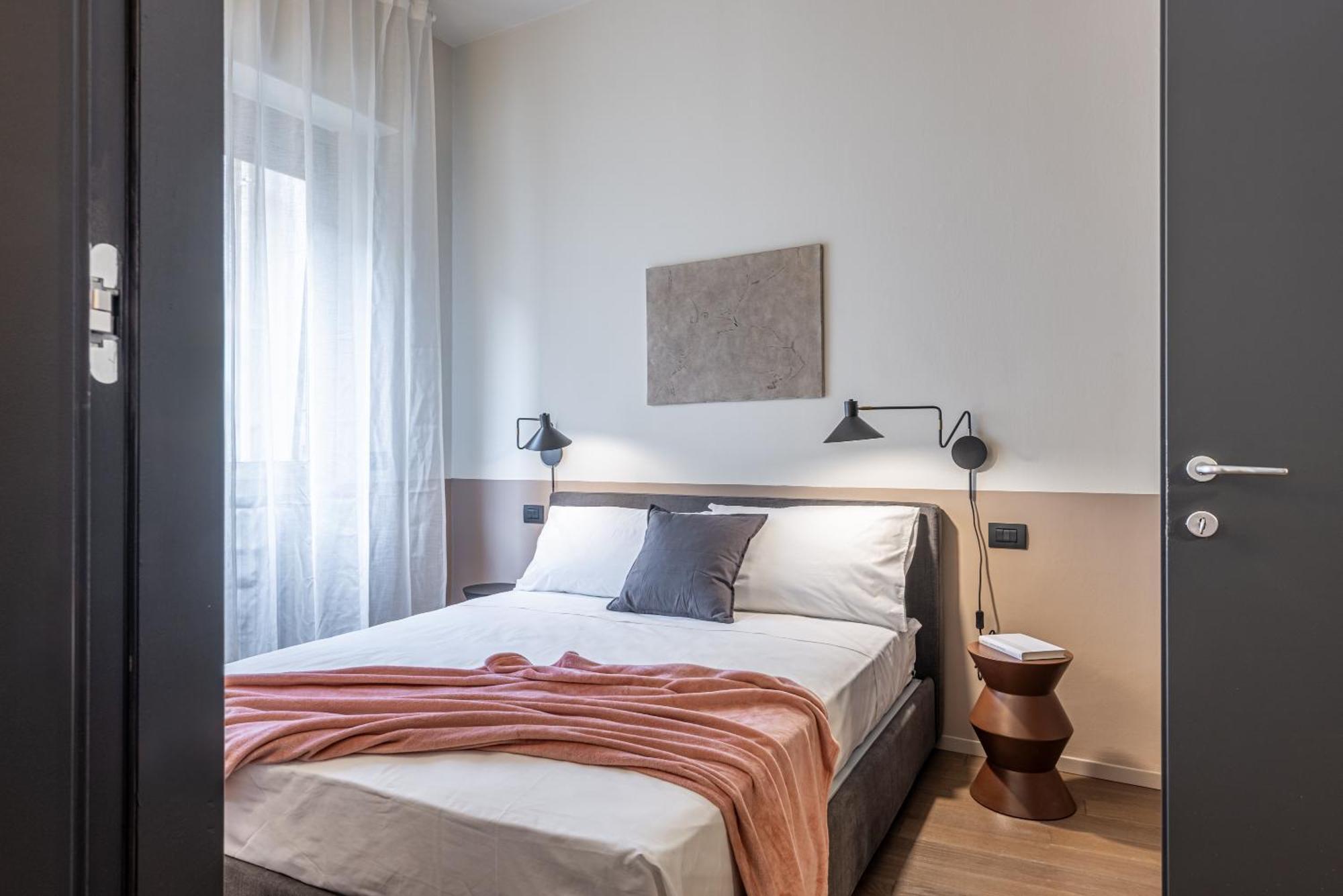Zuretti Modern Comfort Near Station * Milan