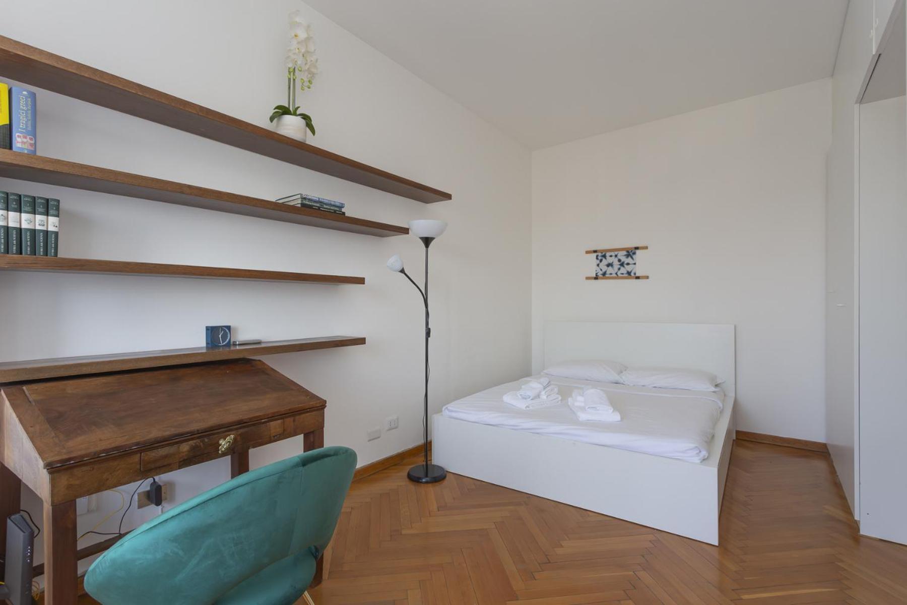 Biancamano 13th Floor Skyline View Vith Balcony Apartment Milan