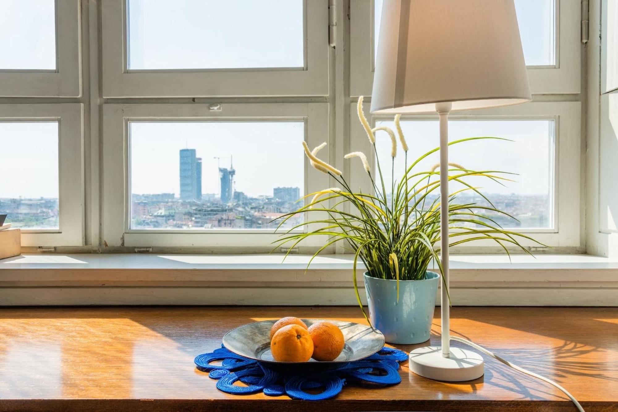 Biancamano 13th Floor Skyline View Vith Balcony * Milan