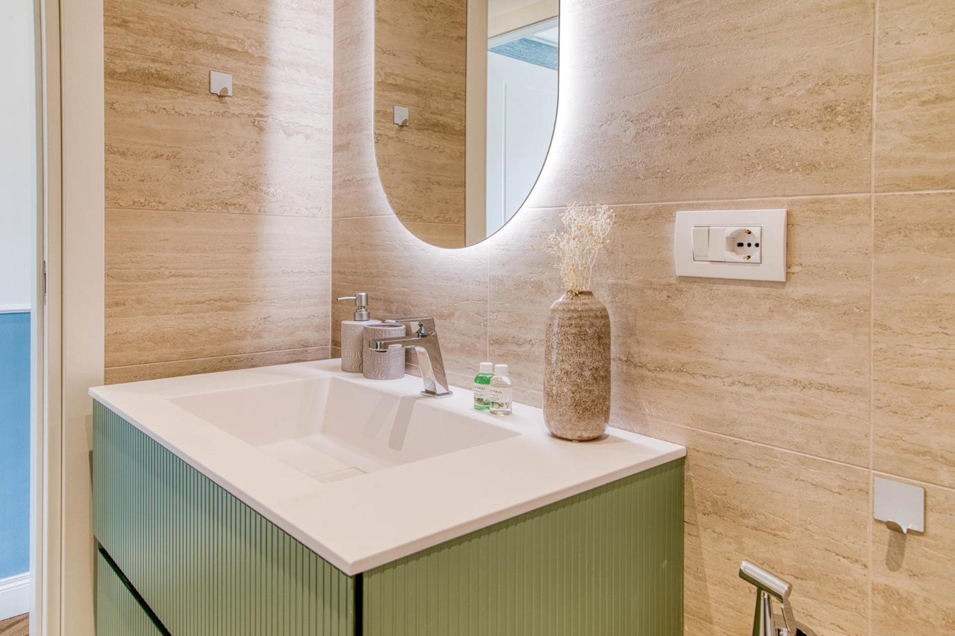 Easylife - Stile Ed Eleganza In Stazione