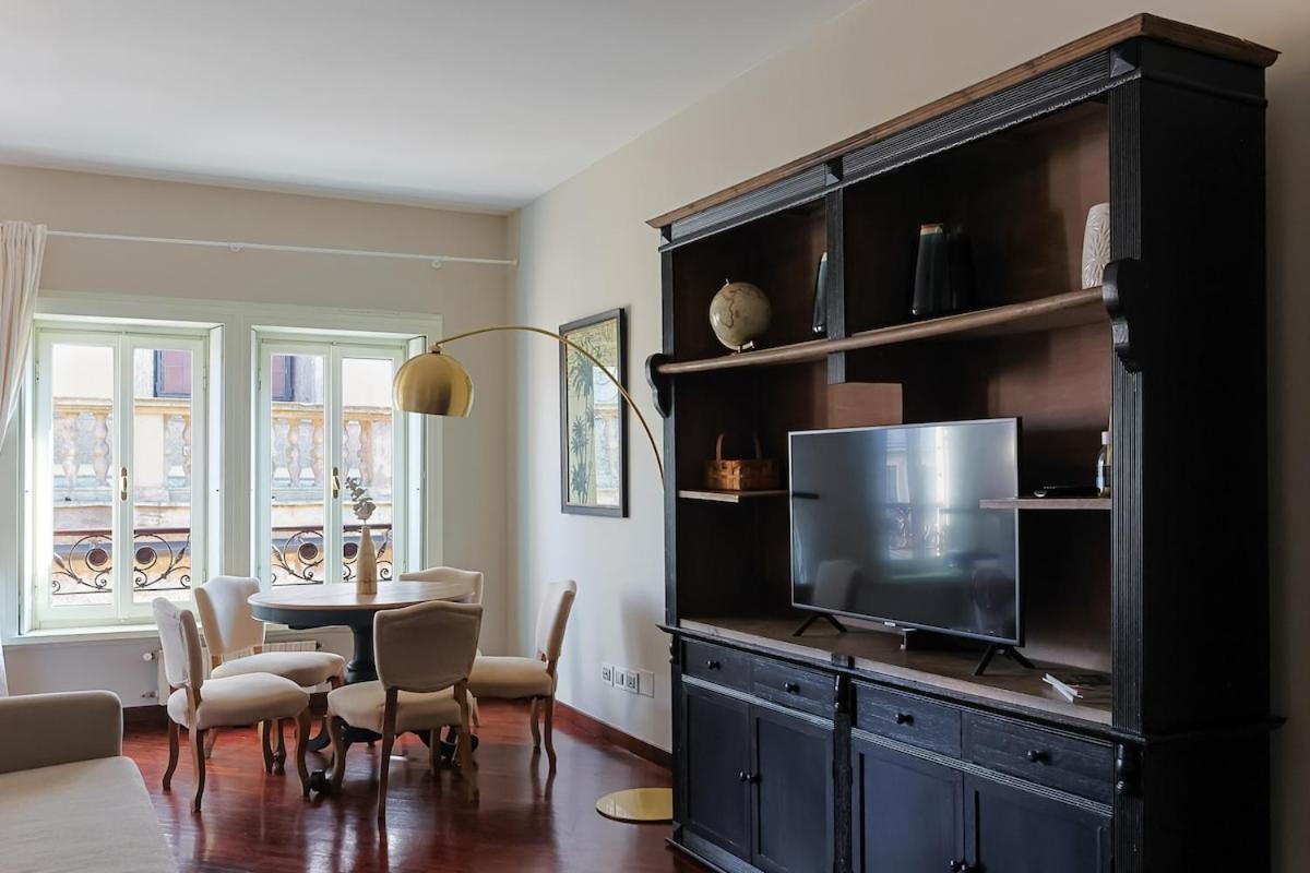Apartment Da Vinci Lab Via Torino Story