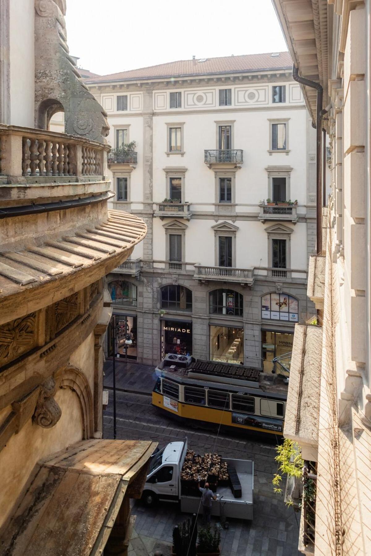 Da Vinci Lab Via Torino Story Apartment Milan