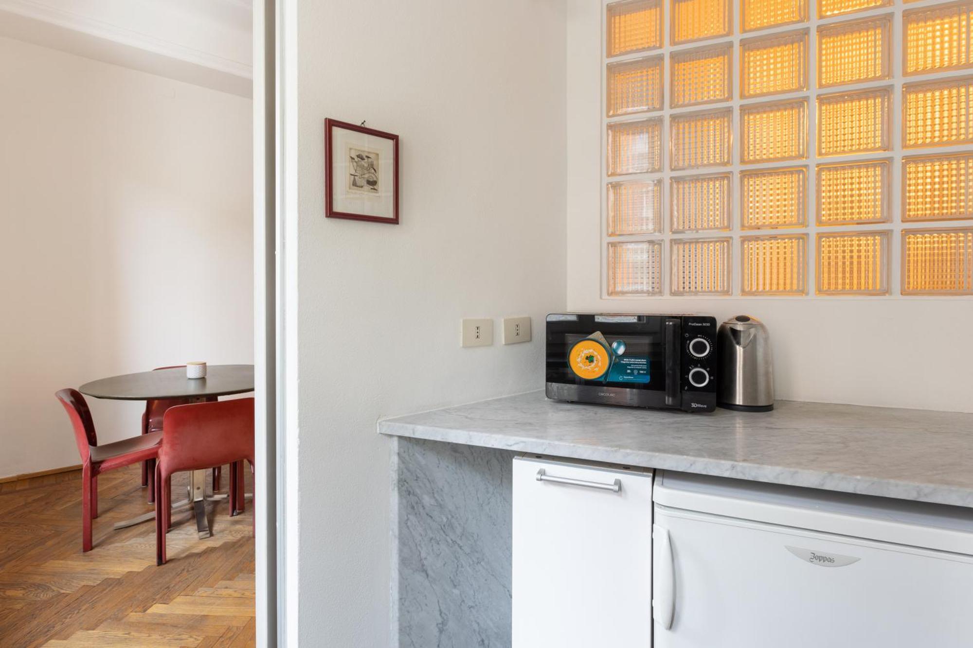 One Bedroom Of Comfort And Style In The Heart Of Apartment *