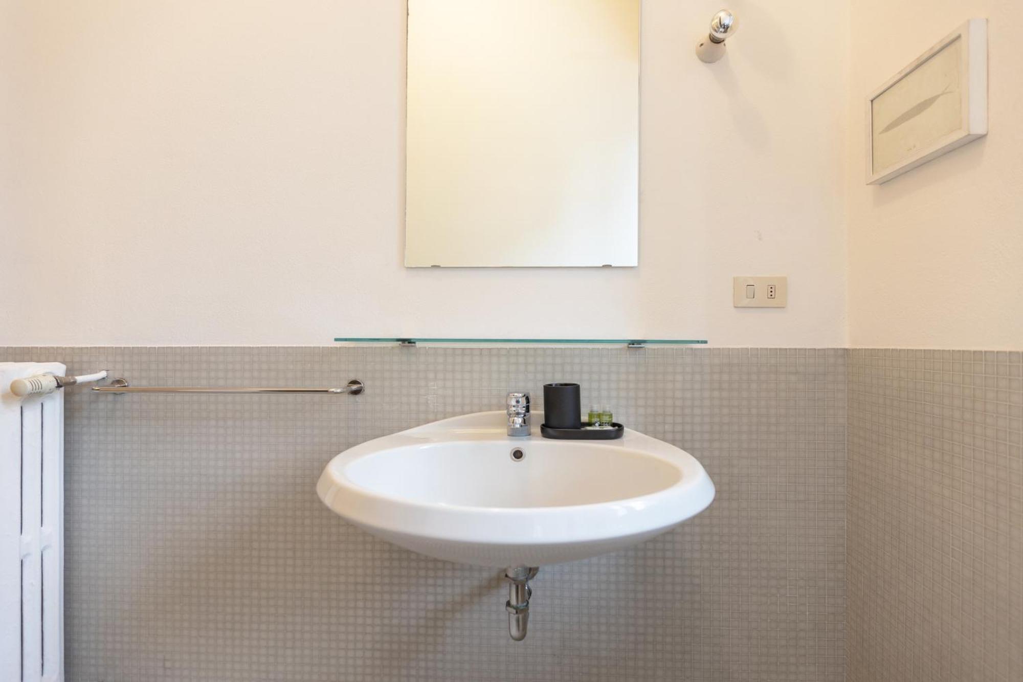 One Bedroom Of Comfort And Style In The Heart Of *