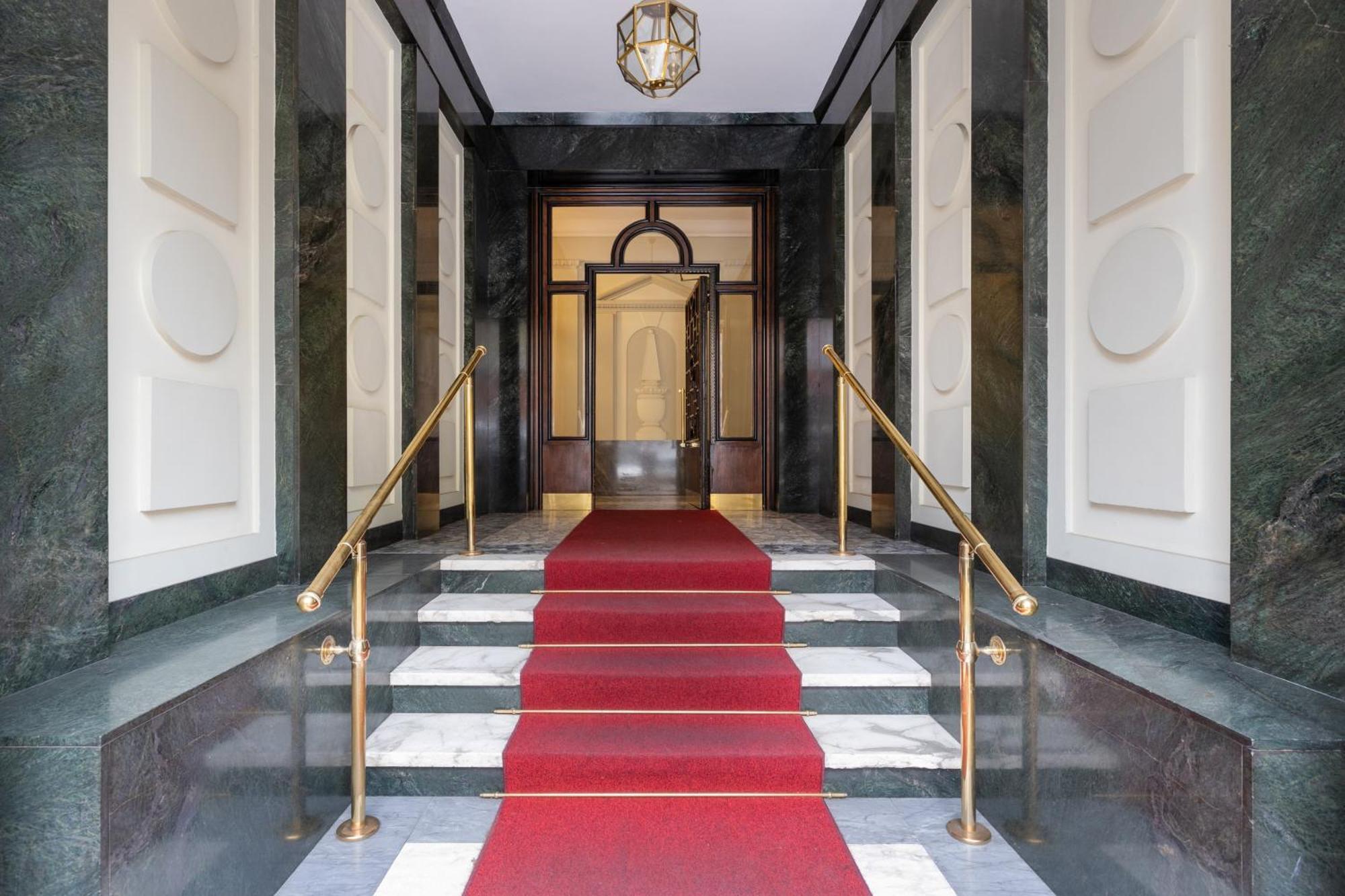 One Bedroom Of Comfort And Style In The Heart Of * Milan