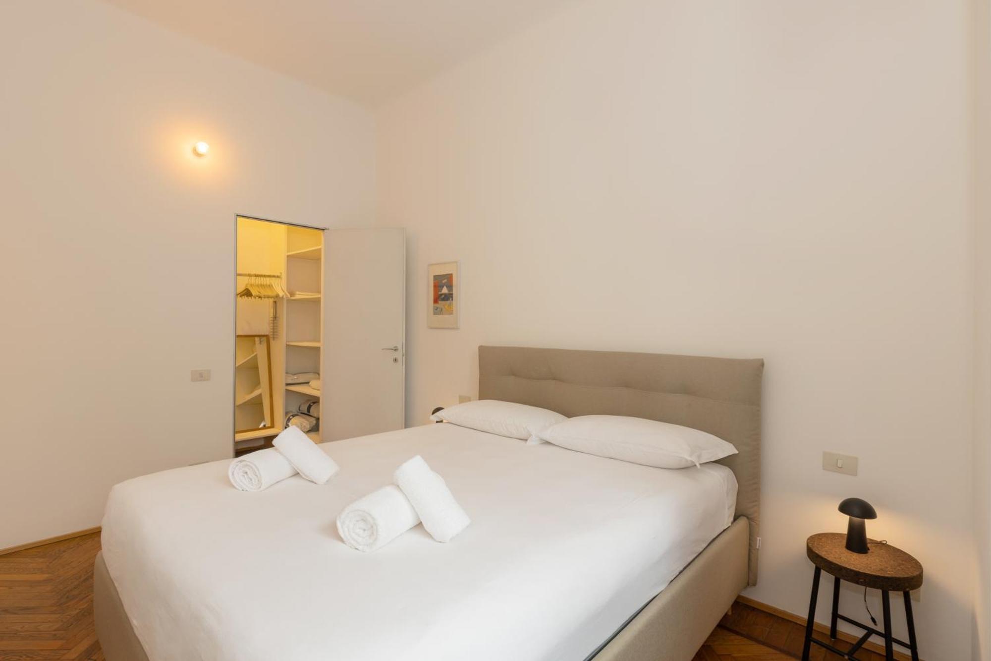 One Bedroom Of Comfort And Style In The Heart Of * Milan