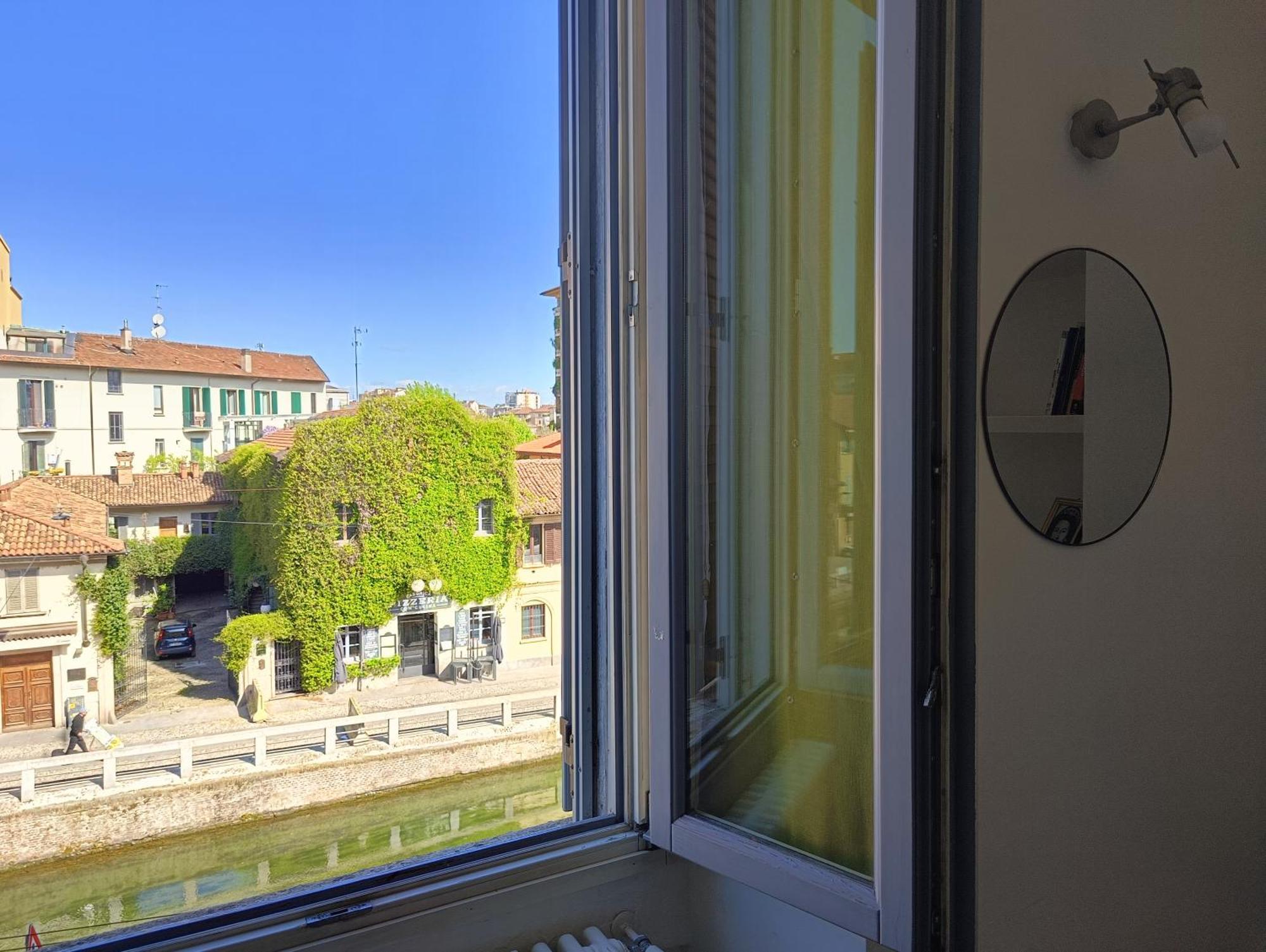 Apartment Youhosty - Navigli View