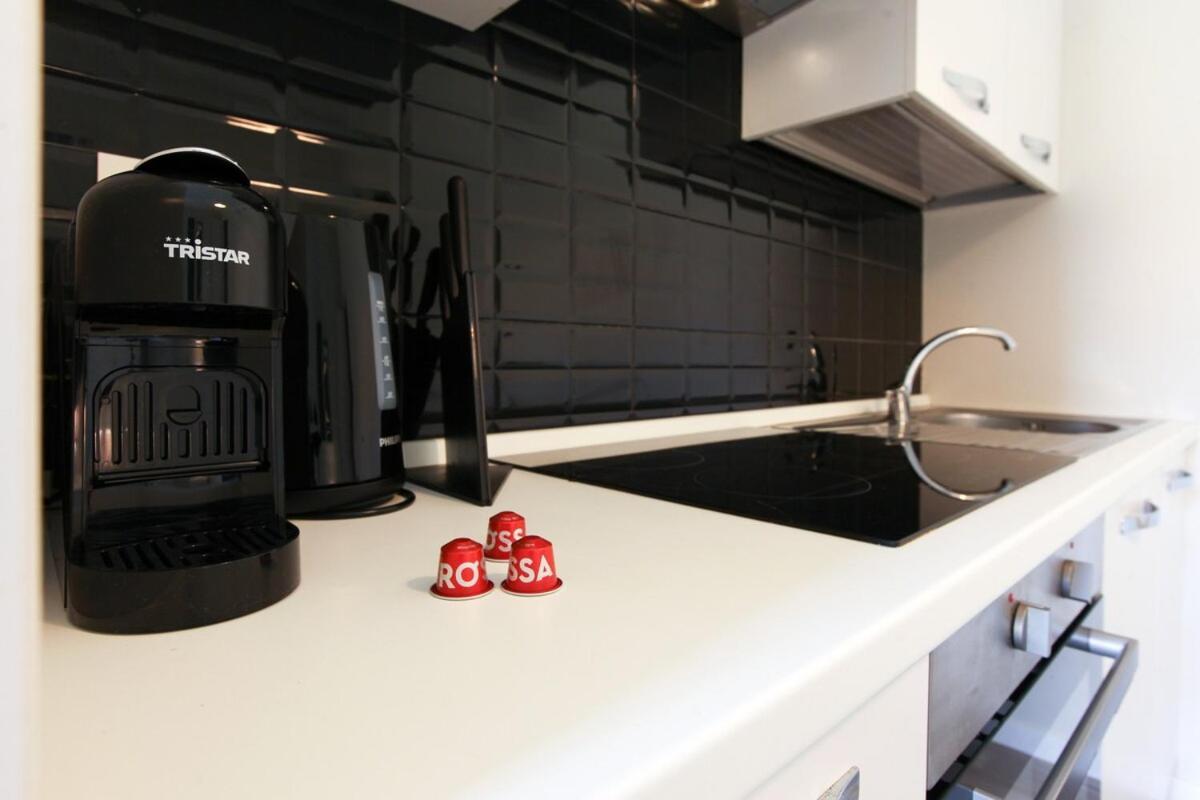 Station Spacious 2br Flat *