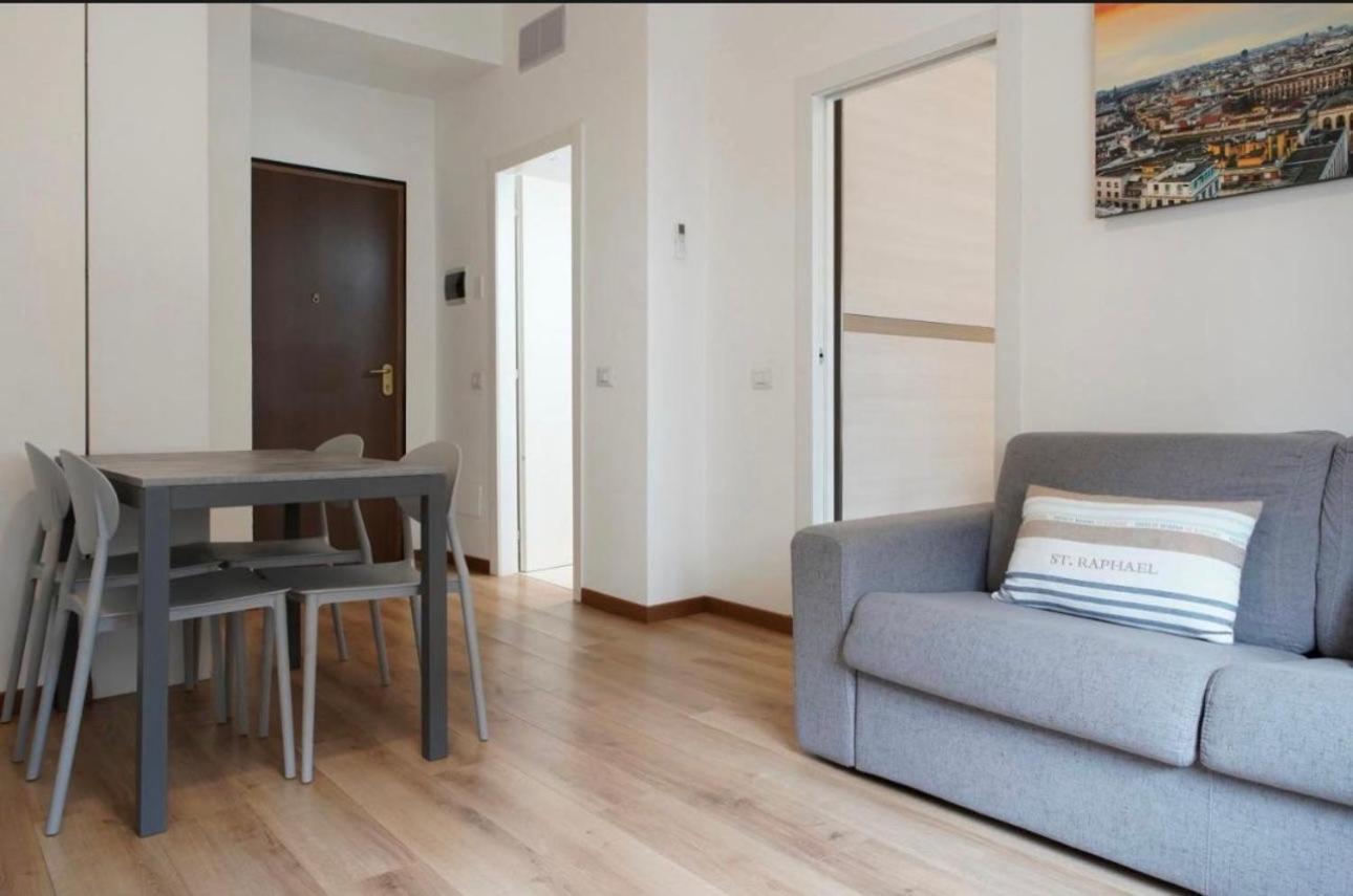 Casa Gioia- 5min Da Stazione Apartamento