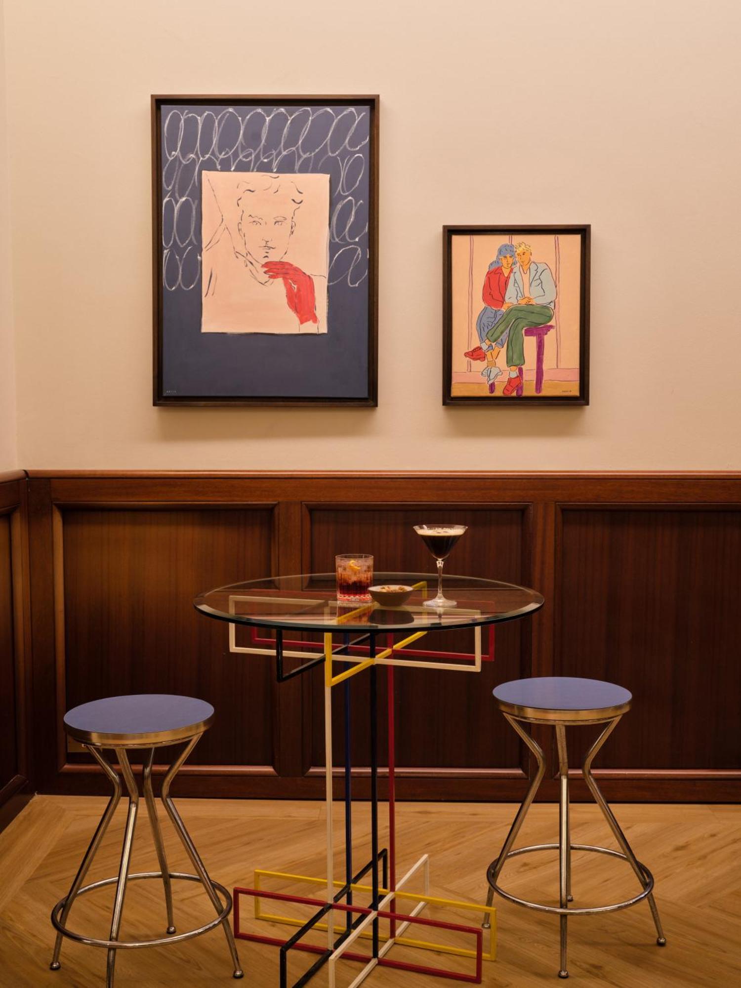 Max Brown Missori, Part Of Sircle Collection 4* Milan